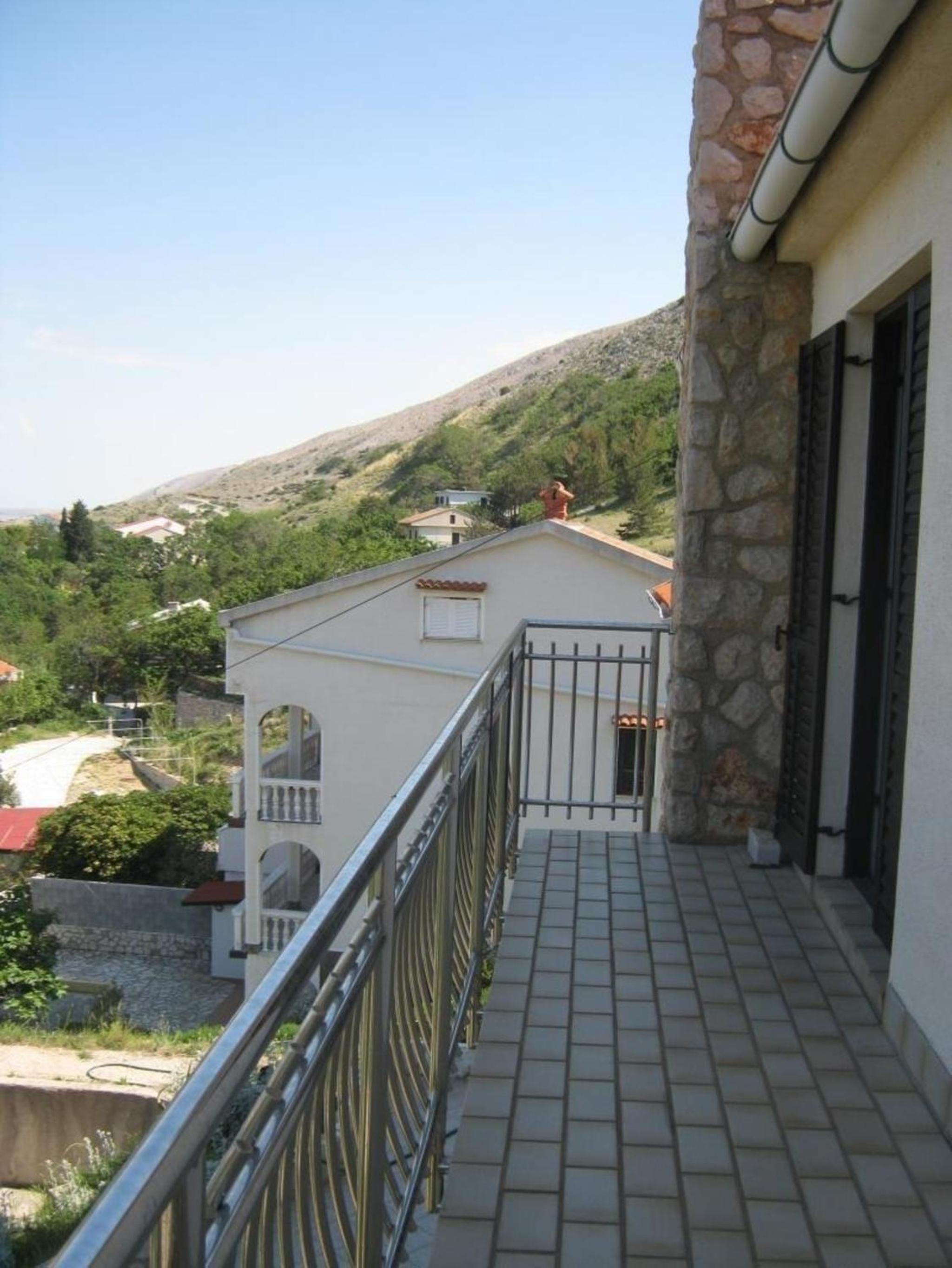 Gemütliche Ferienwohnung mit Grill und gemeinschaftlichem Pool