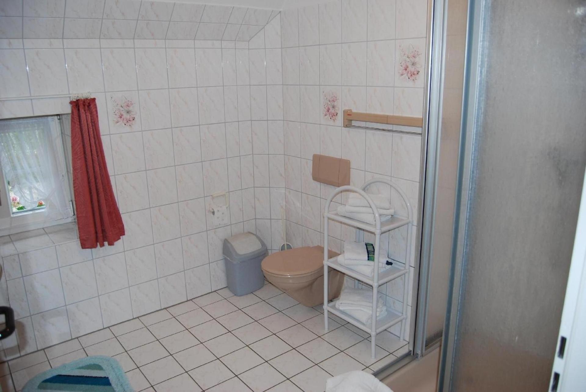 Wohnung in Wohlenberg mit Garten und Terrasse