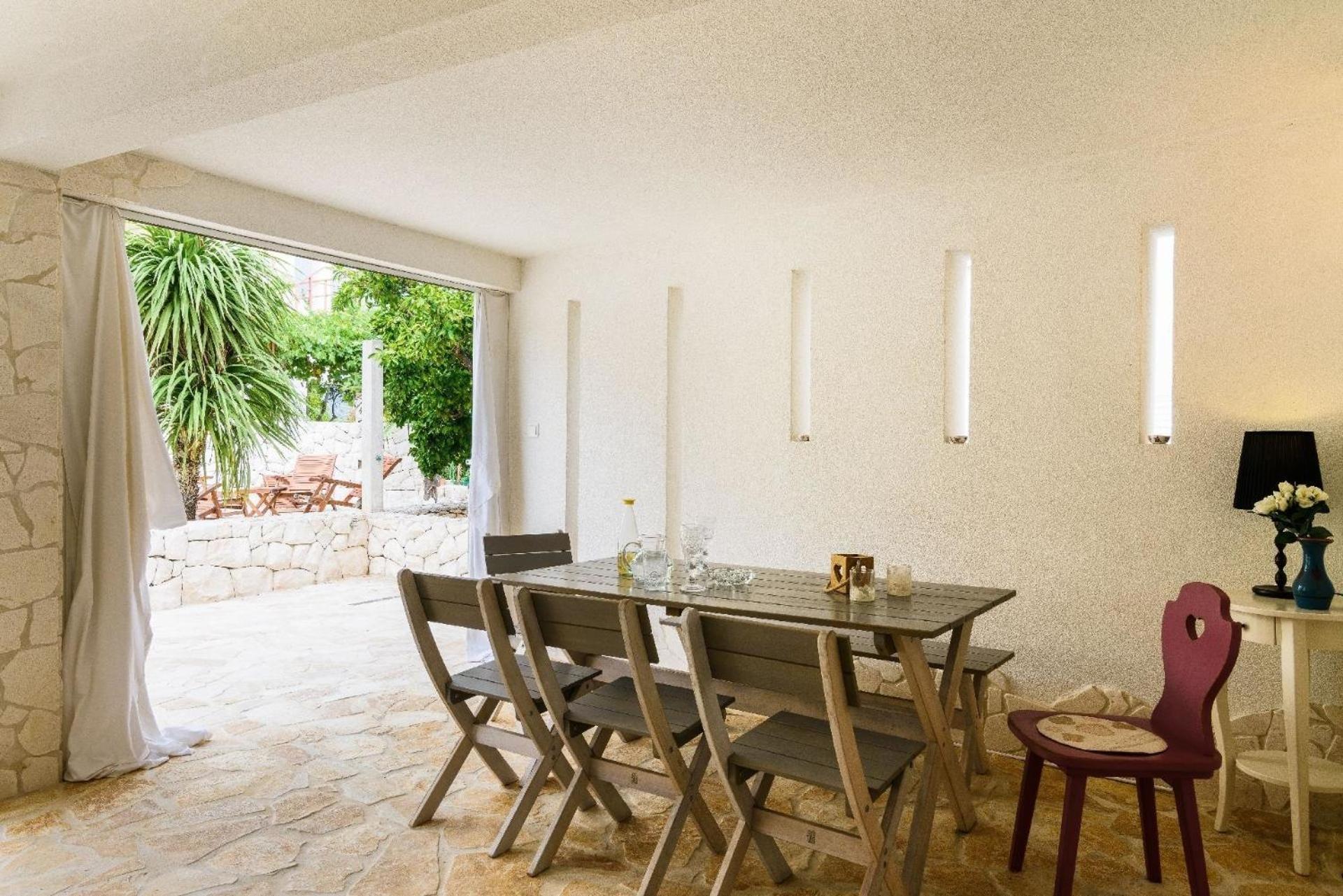 Freistehendes Ferienhaus auf 2 Etagen mit 2 Terrassen und großem privatem Garten mit Grill view 3