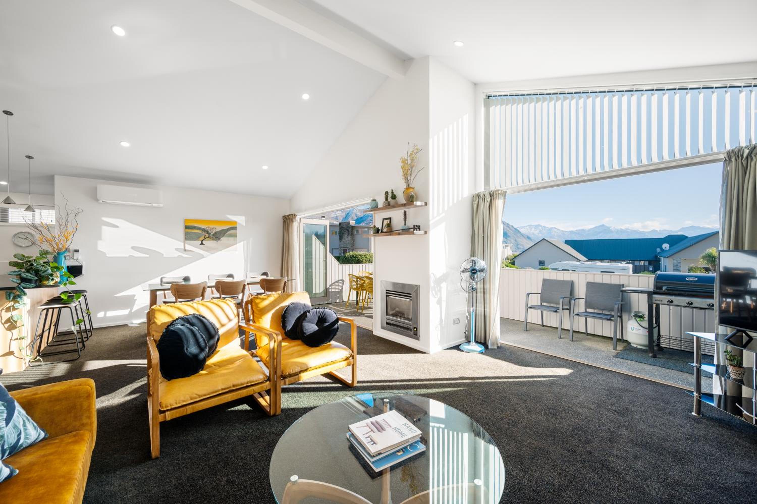 Hotel Spacious Alpine View Resort - Image 1