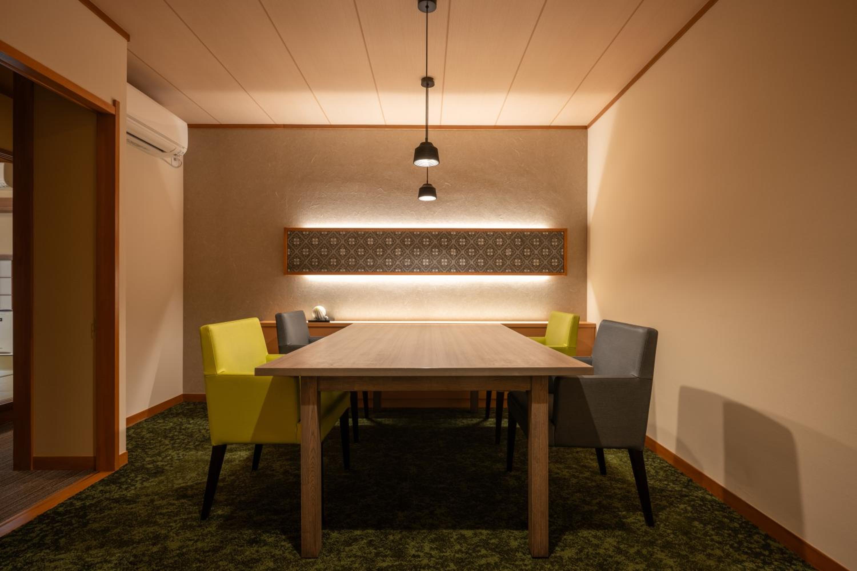 meeting & event spaces