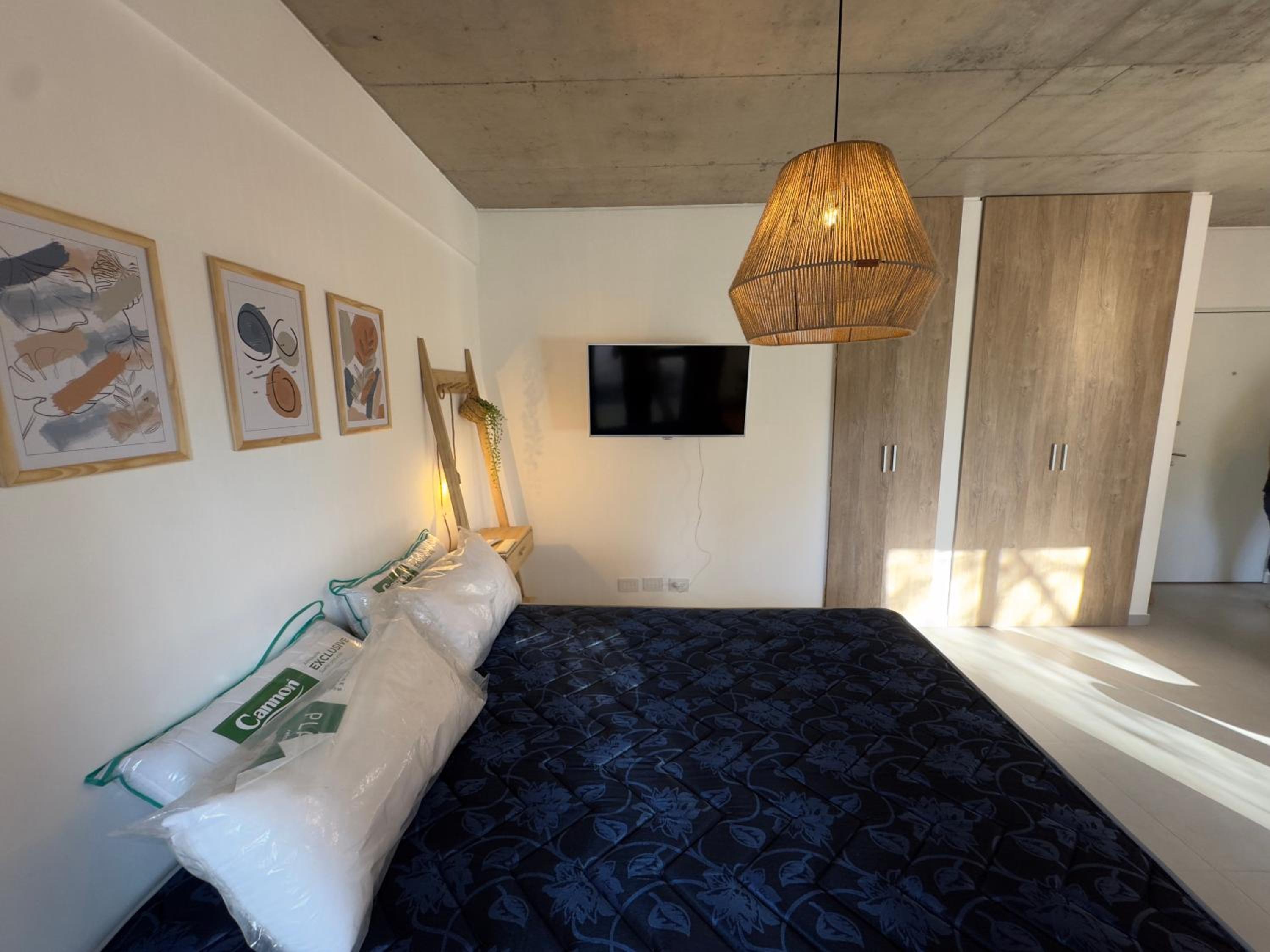 Modern Luxury - Industrial design & comfy all year