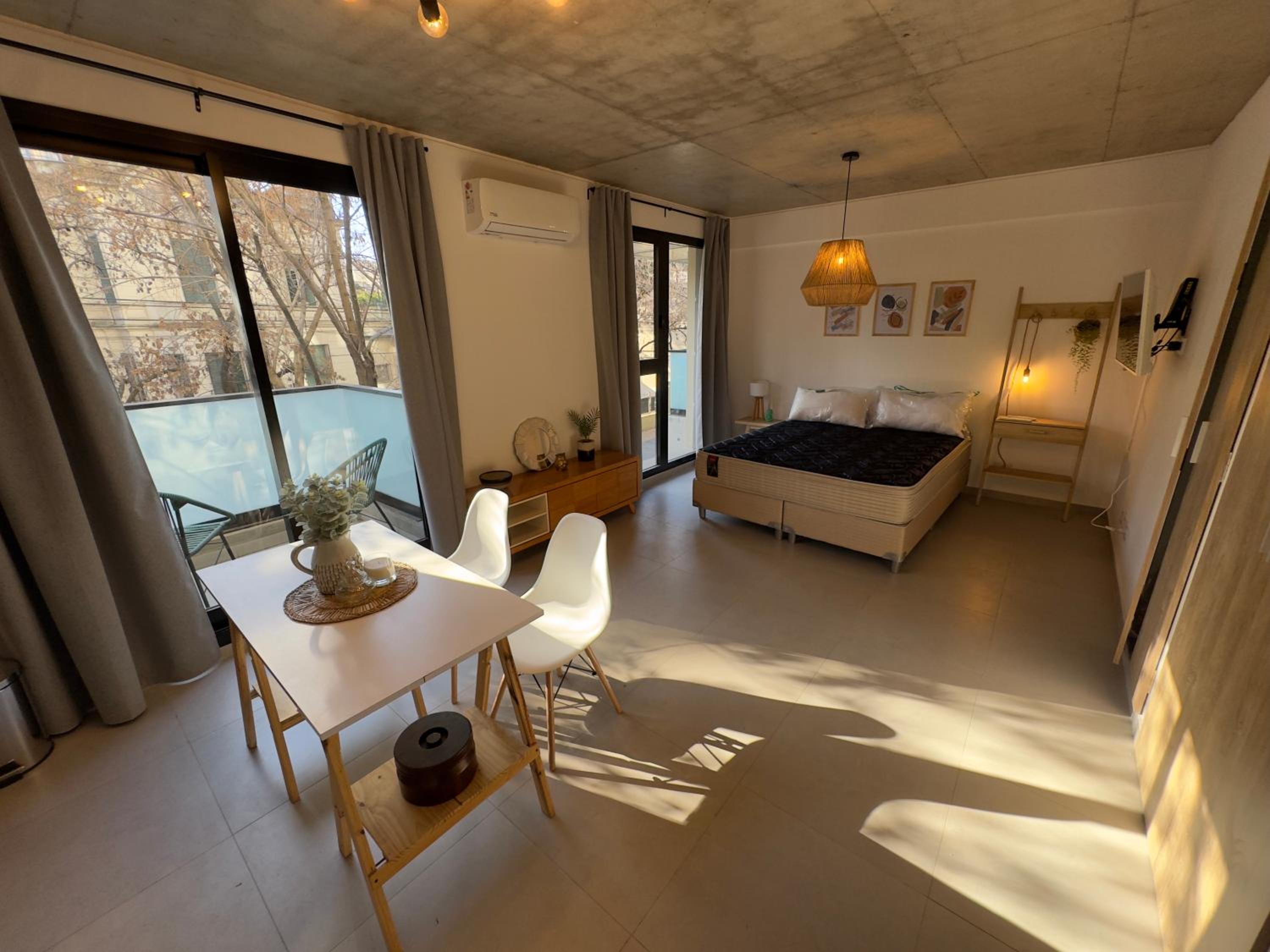 Modern Luxury - Industrial design & comfy all year