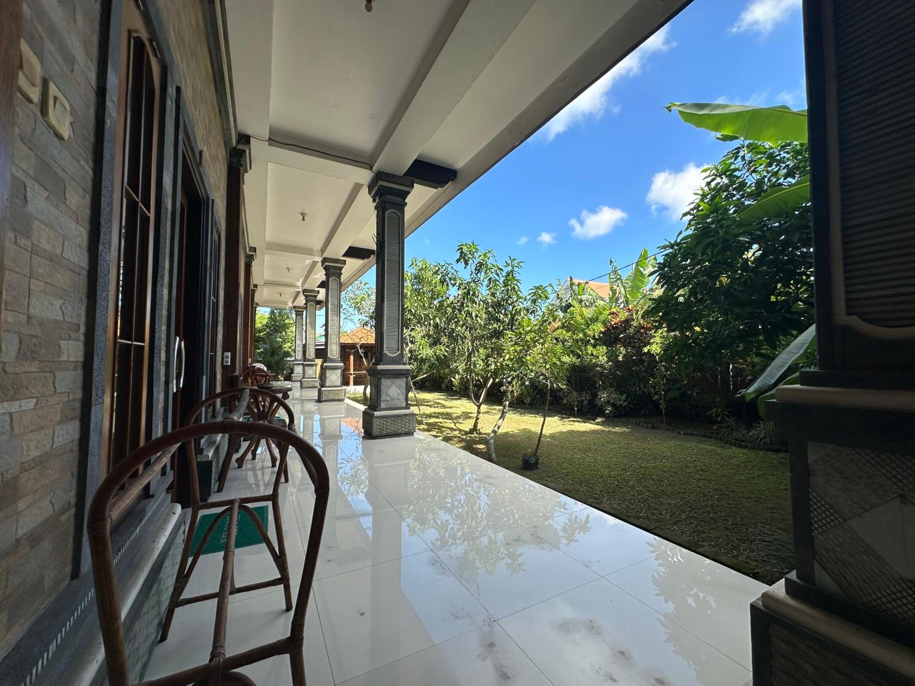 Pucuk Bali Guest House Canggu view 5