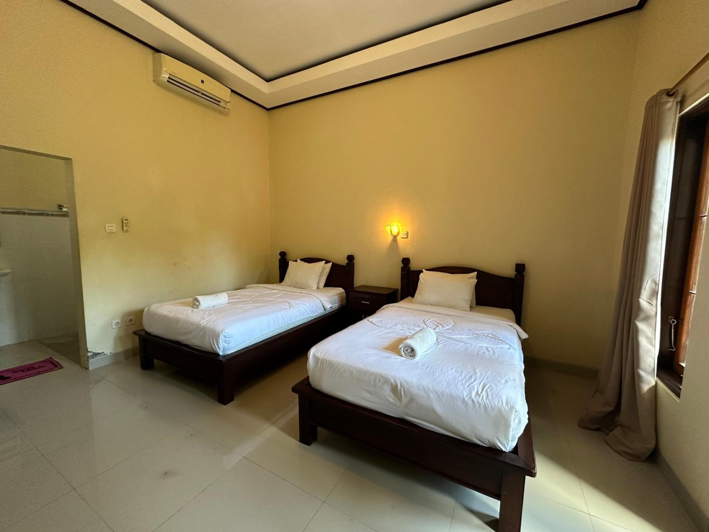 Pucuk Bali Guest House Canggu view 2