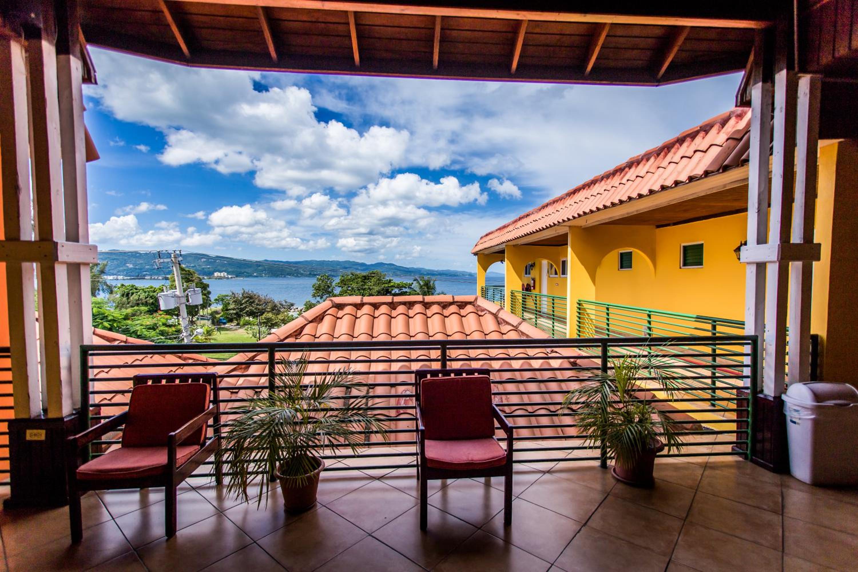 Hotel Altamont West Hotel - Image 1