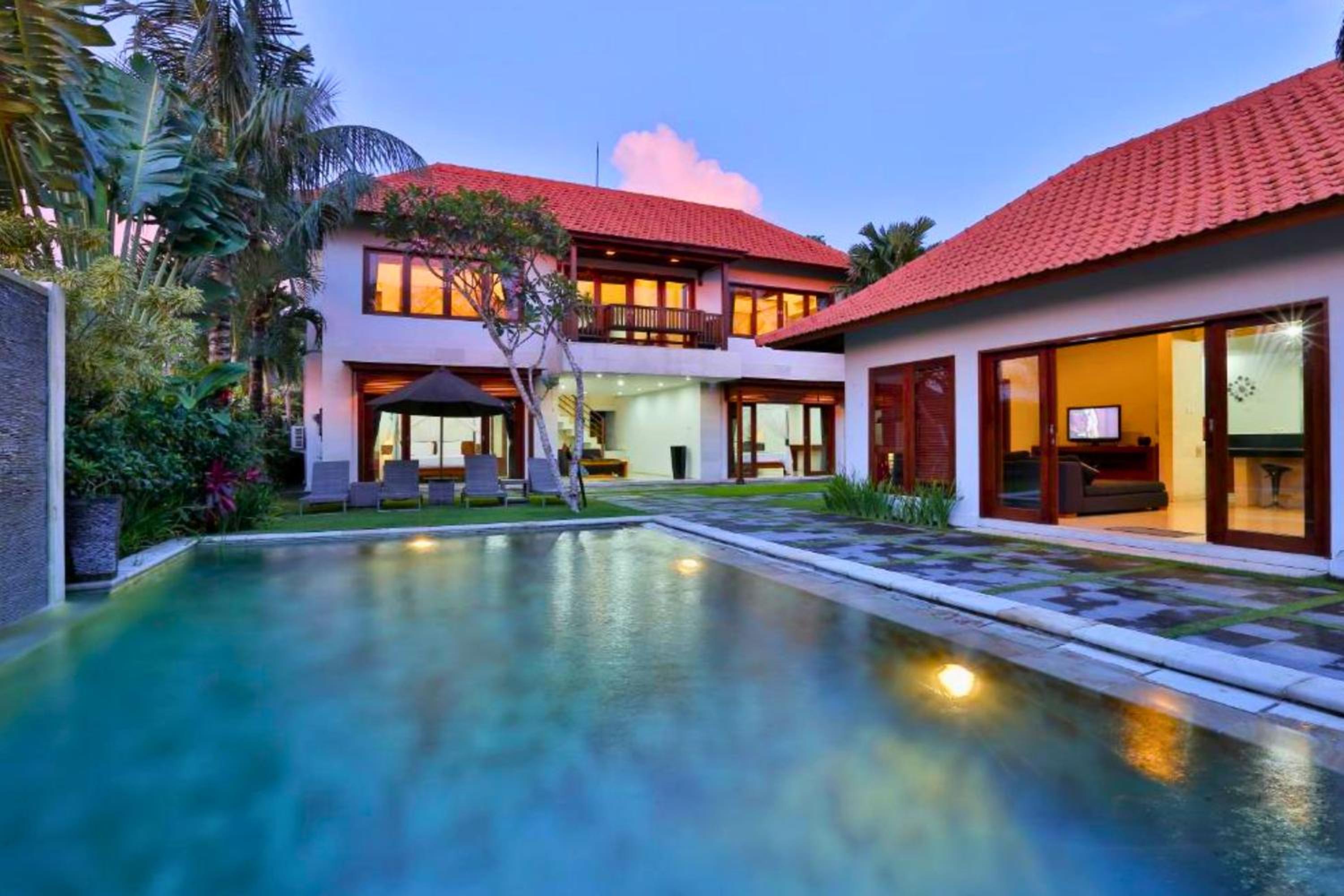 Minara 4 BR Private Pool Villa