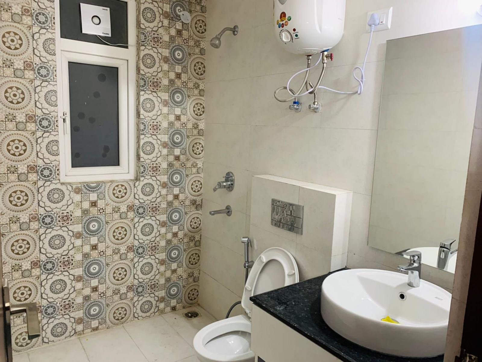 Flat in Wave estate