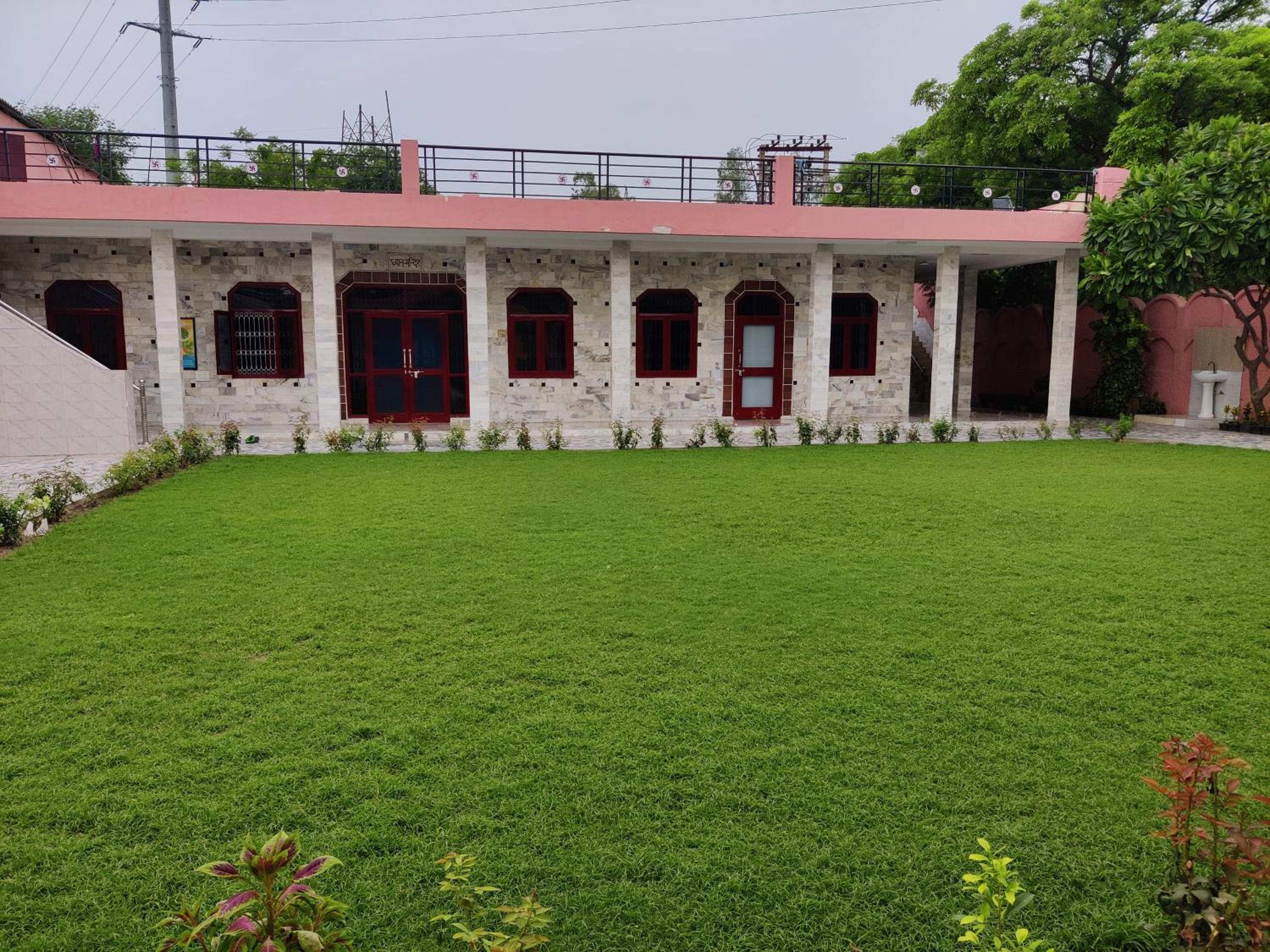 Divya Anubhuti Pravas