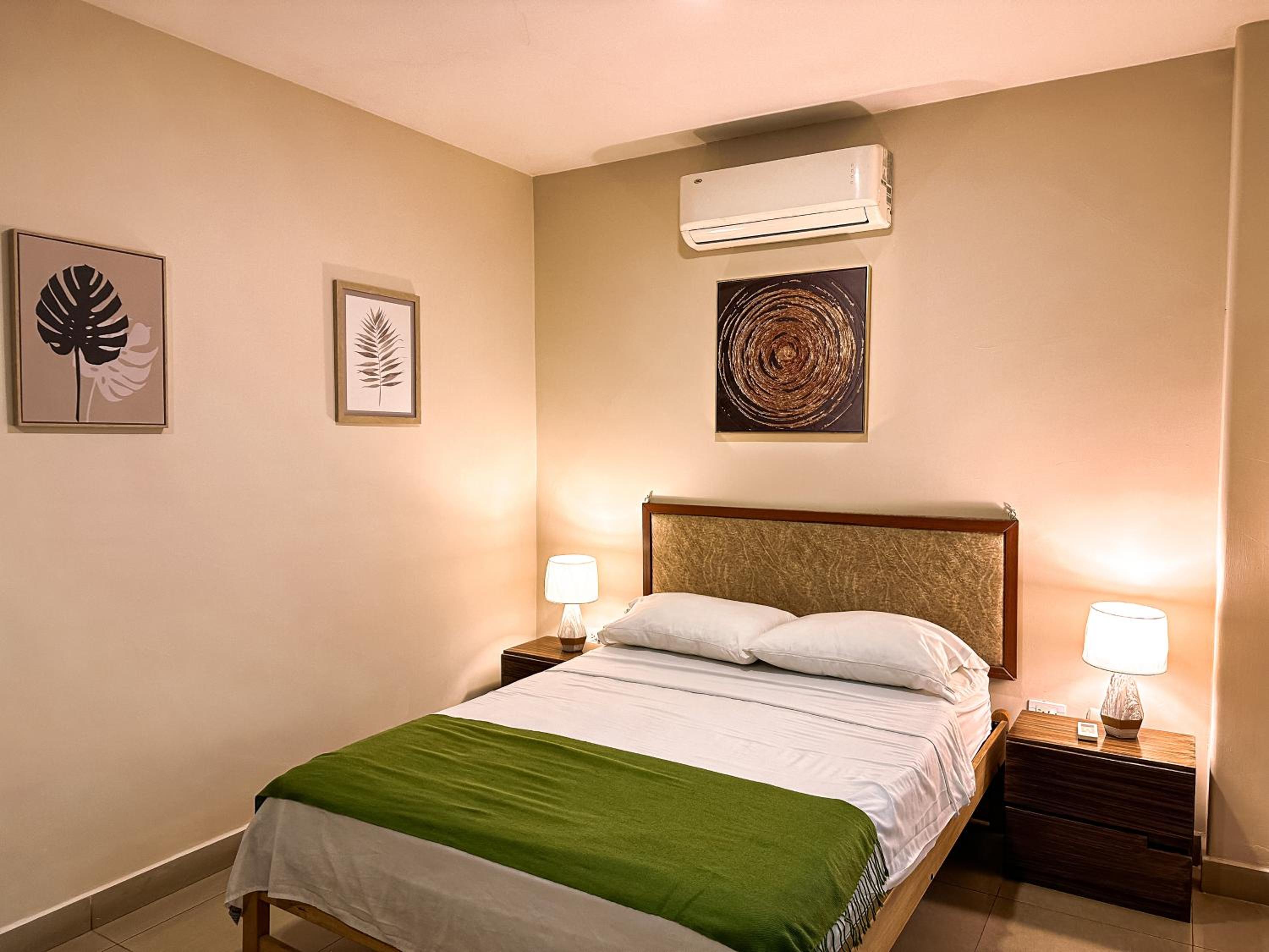 El Patio Suites