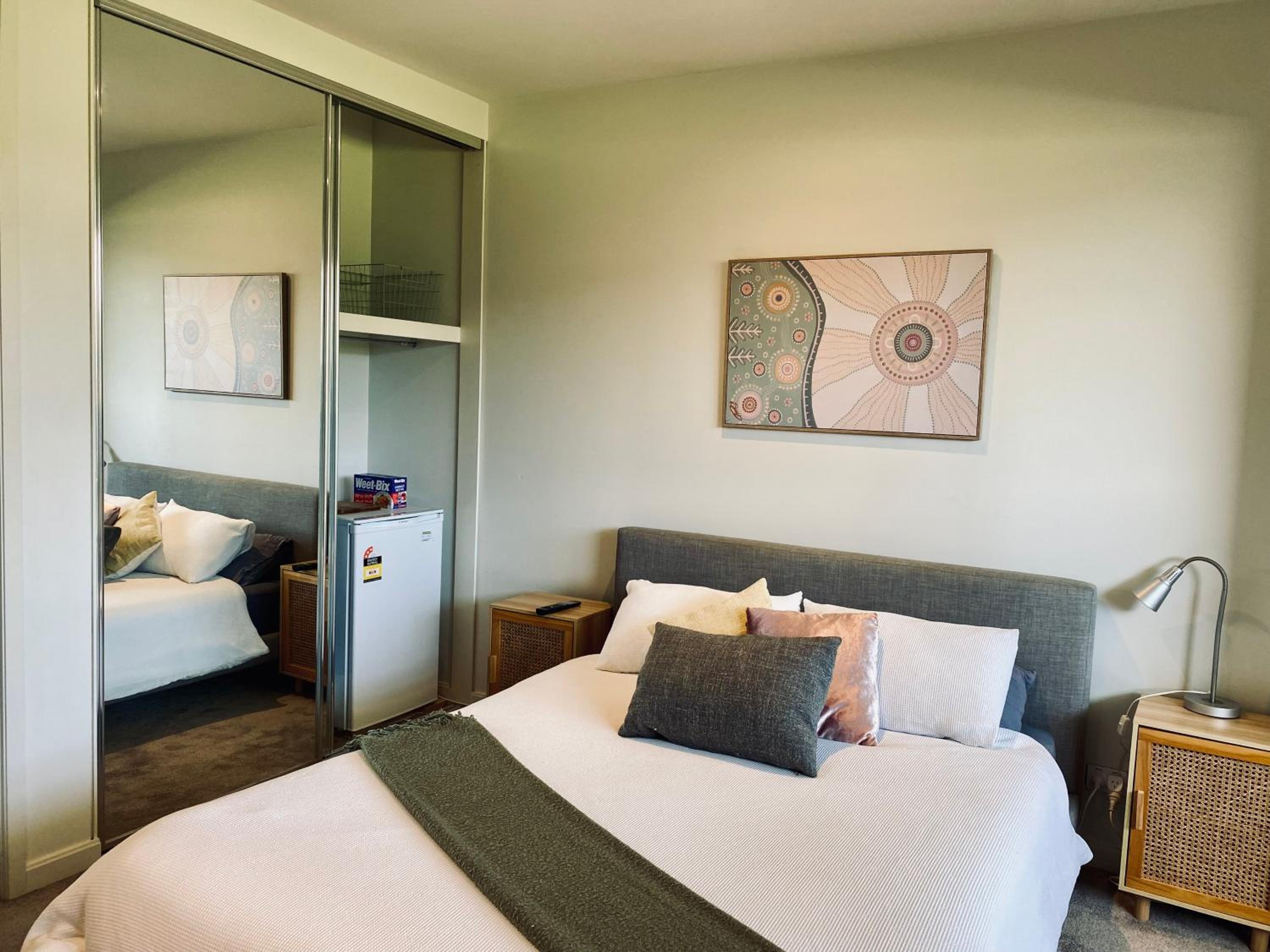 Golf Sandbelt Private Room with Ensuite inc Breakfast - Property Image 13