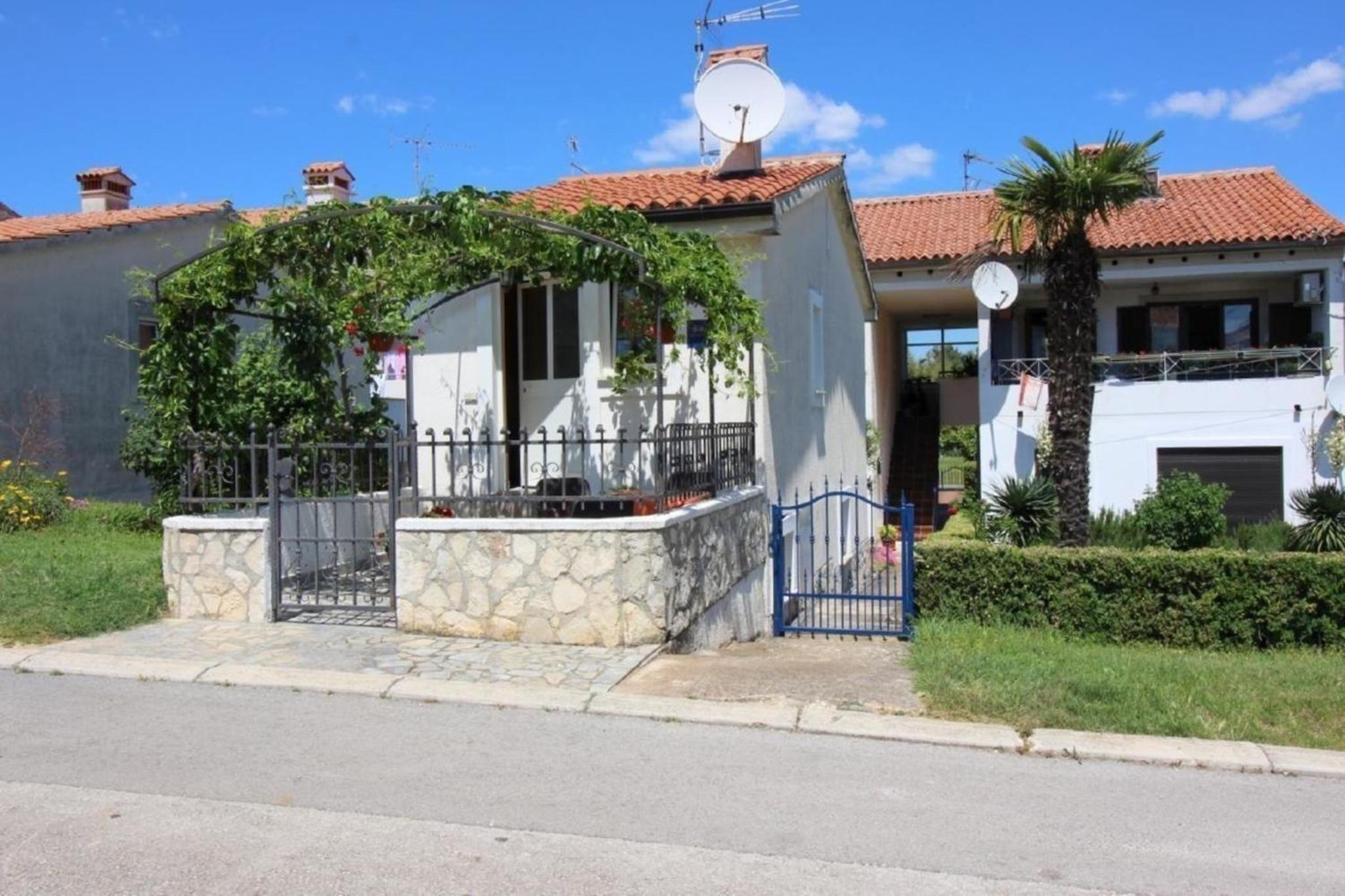 Ferienwohnung Pergola mit schöner Terrasse