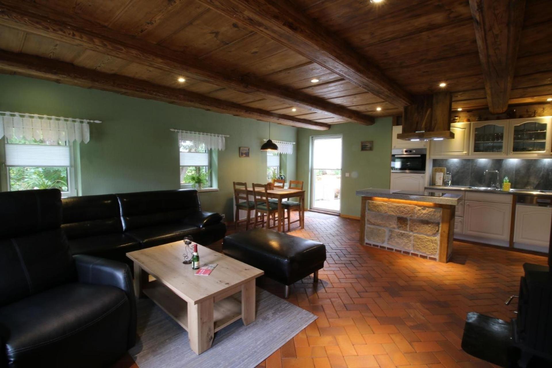 Ferienwohnung in Kurort Jonsdorf mit Terrasse, Grill und Garten