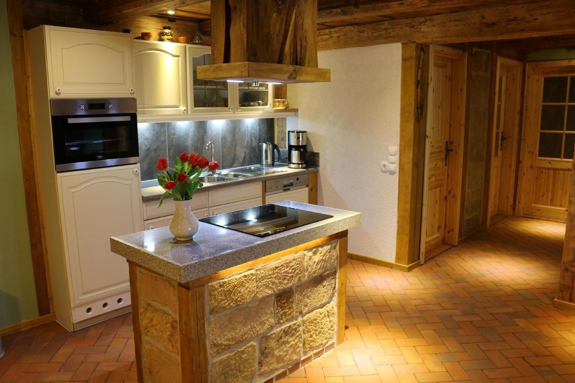 Ferienwohnung in Kurort Jonsdorf mit Terrasse, Grill und Garten