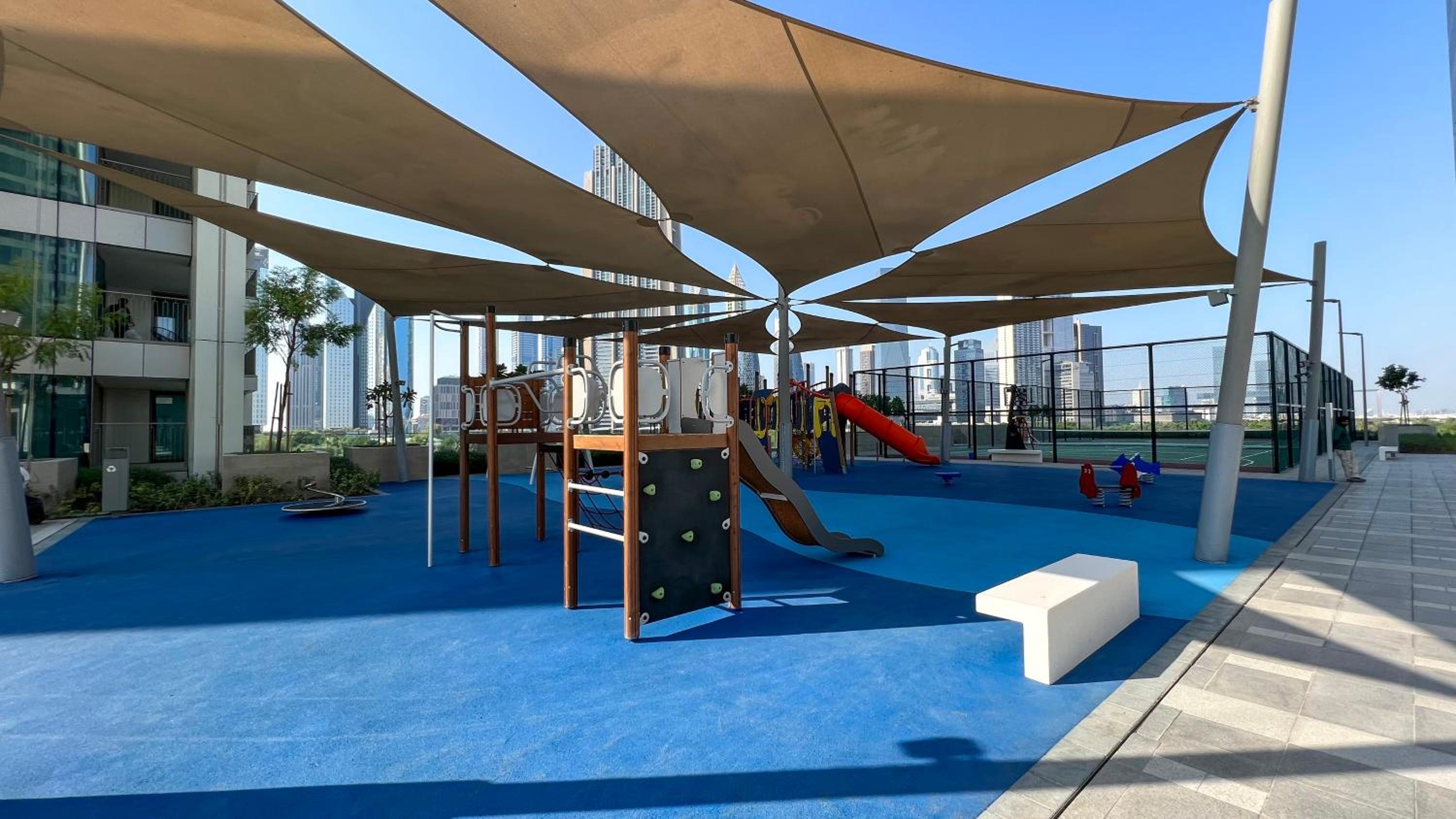 Stunning Two-Bedroom Apartment with Skyline View & walk to Dubai Mall by TerraHome