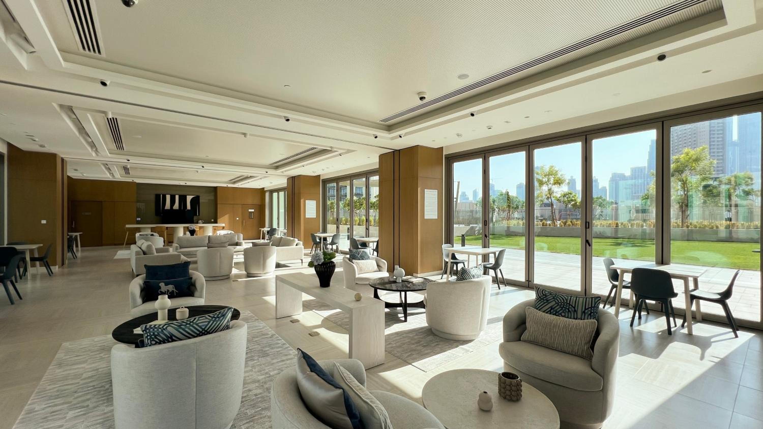 Stunning Two-Bedroom Apartment with Skyline View & walk to Dubai Mall by TerraHome