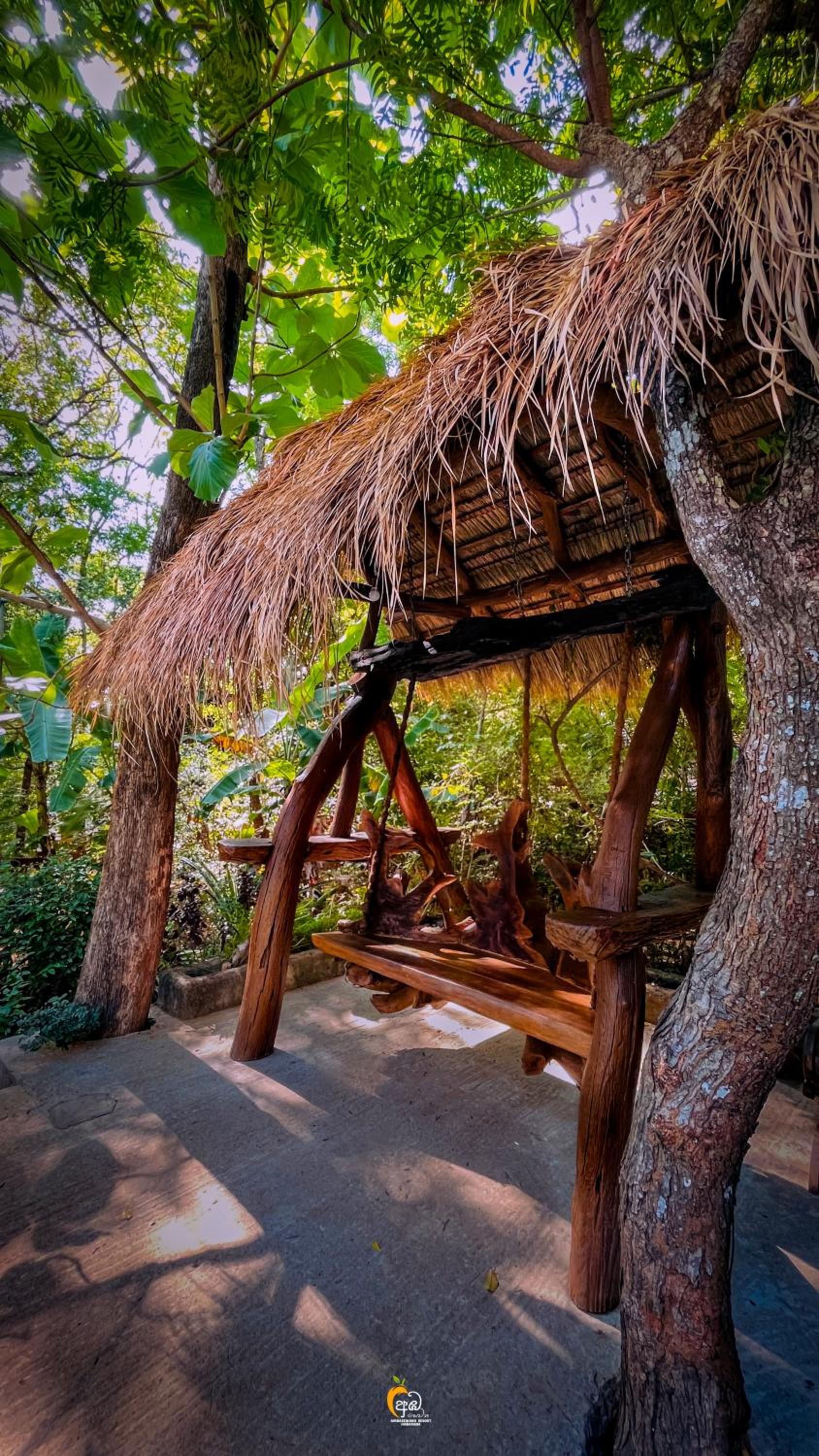 Habarana Tree House Ambasewana Resort