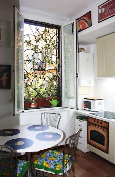 Colosseo Vintage Apartment
