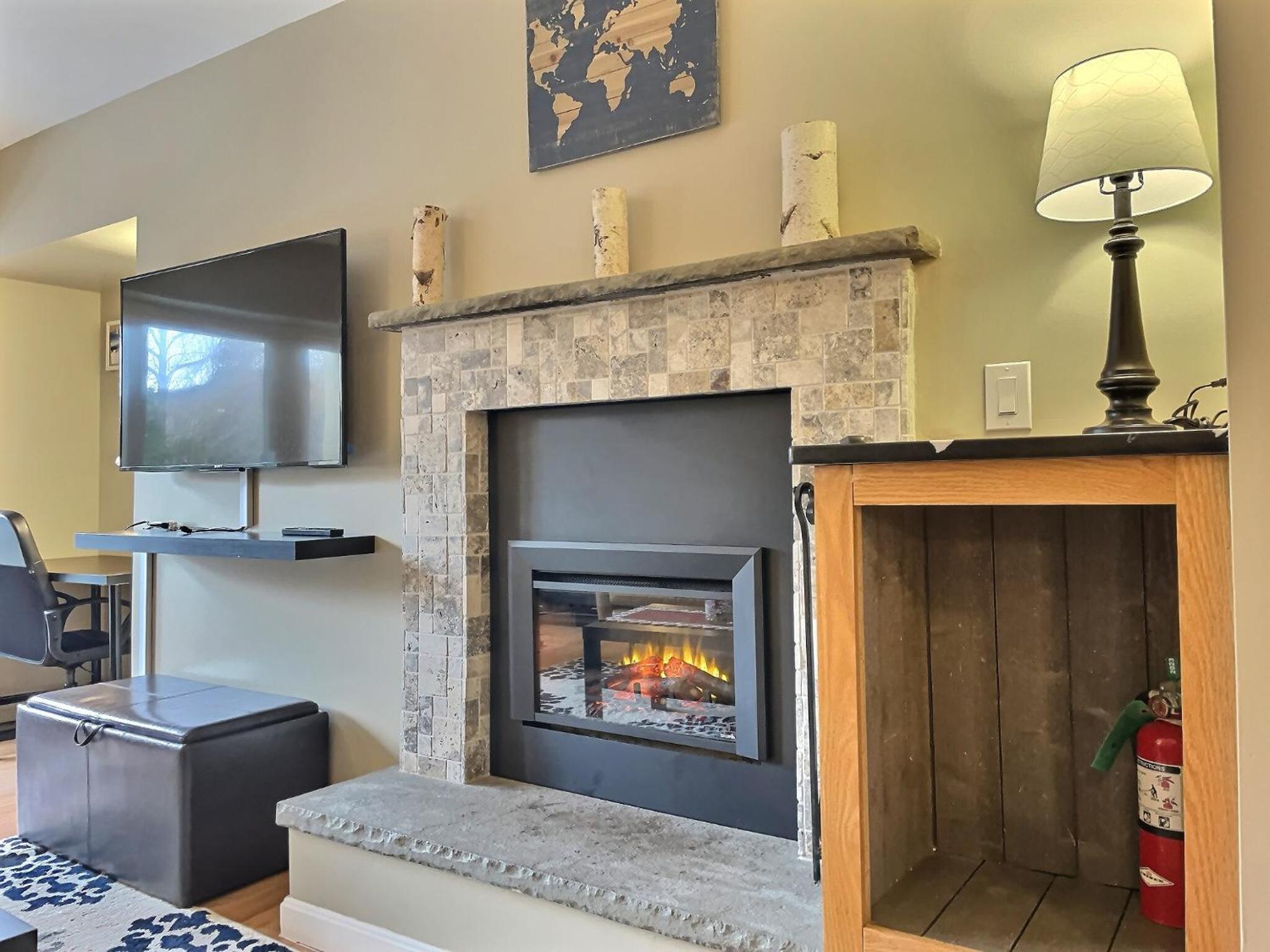 CountryCub- Pool, Hot Tub, Gym, Sauna, Near Resort view 2