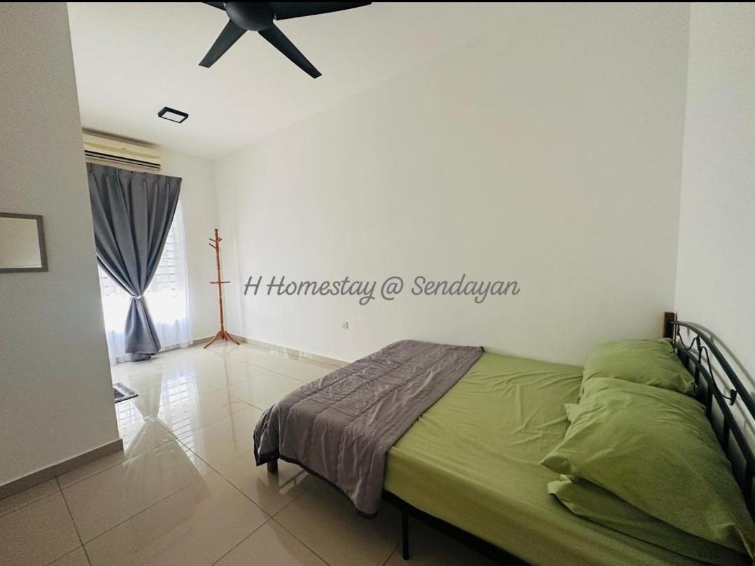 SENDAYAN H HomestayMuslimsahaja