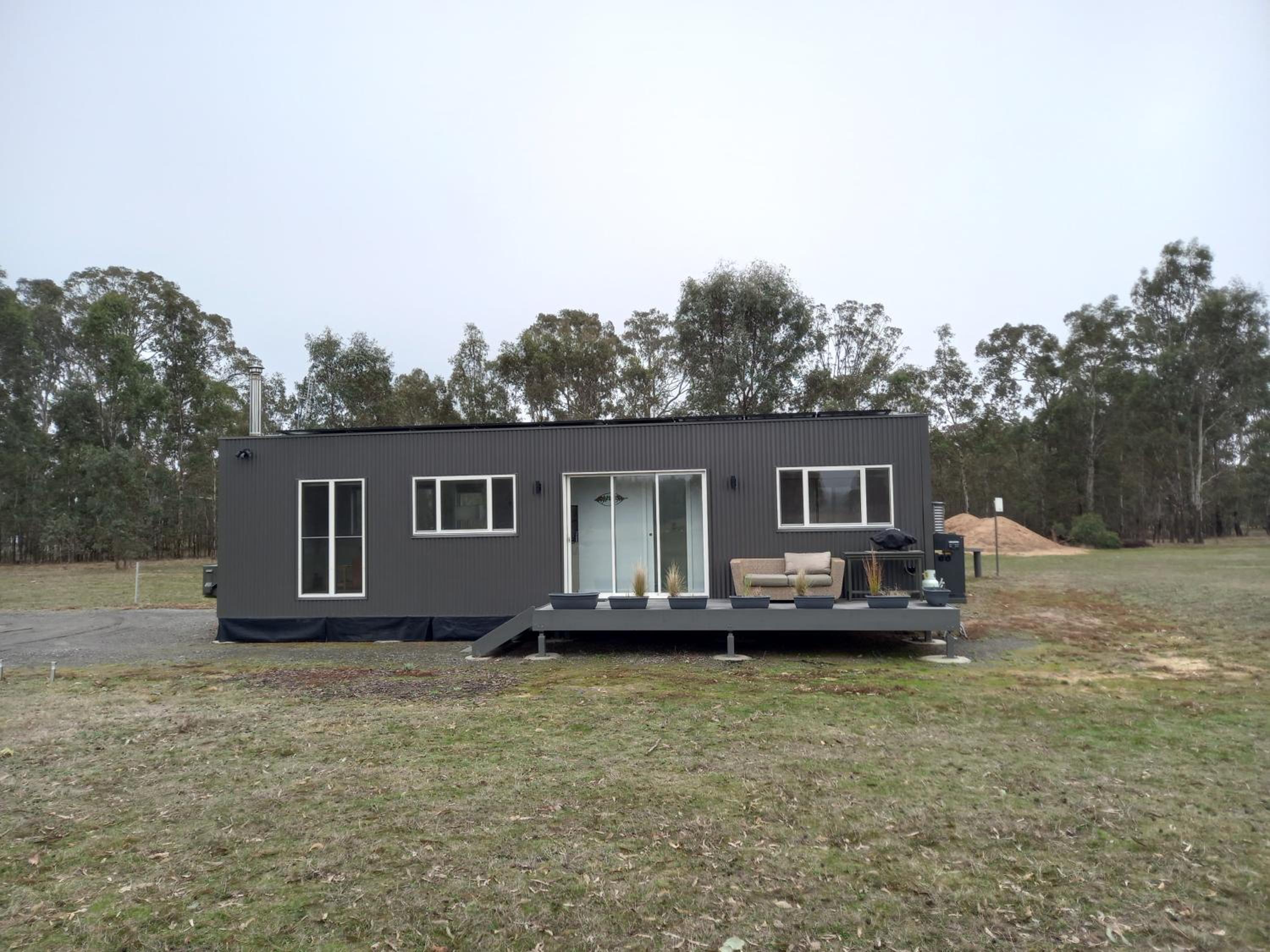 Lakeside Off-Grid Luxury Cabin Redman View