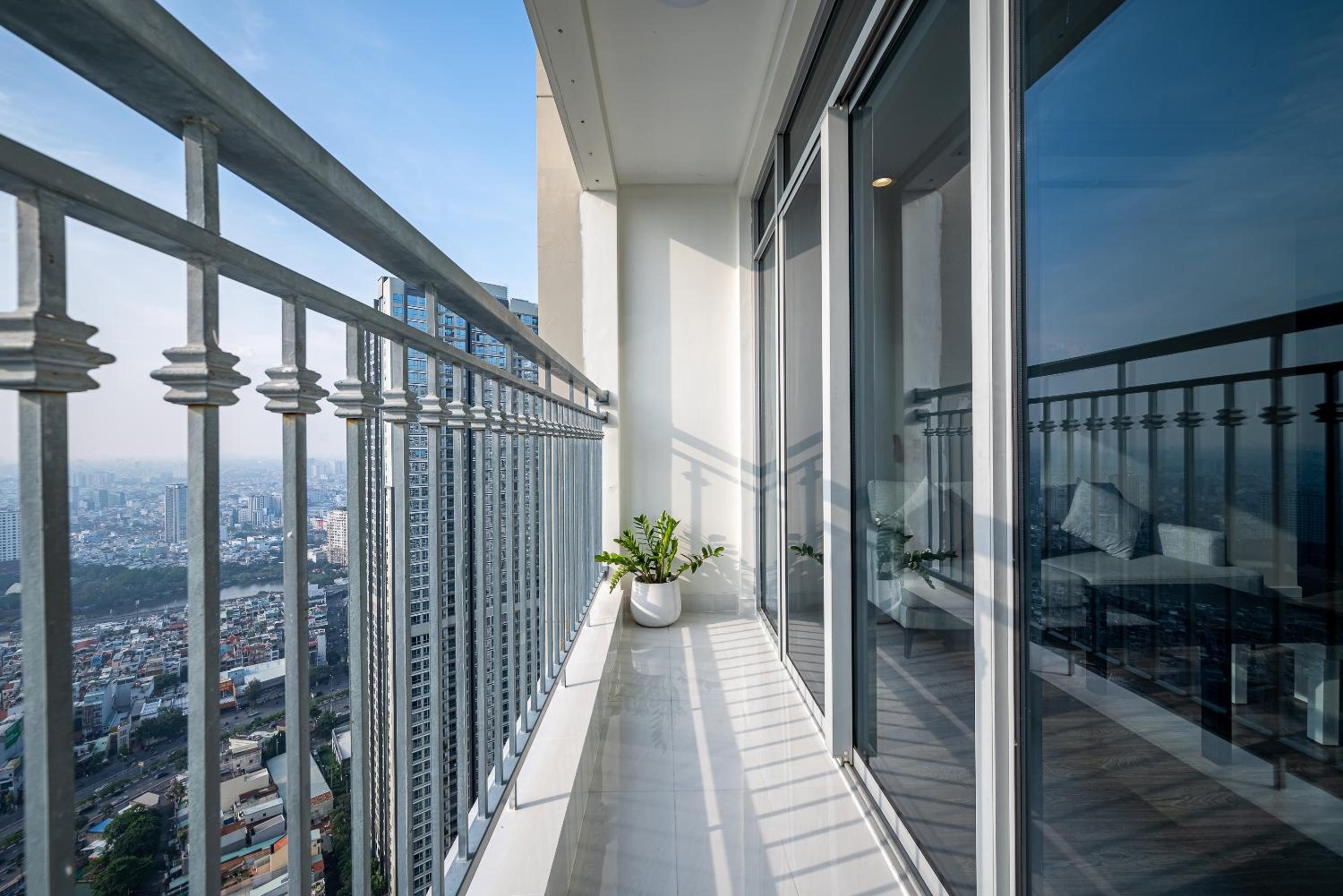 Landmark Sky Living Luxury-Full nội thất