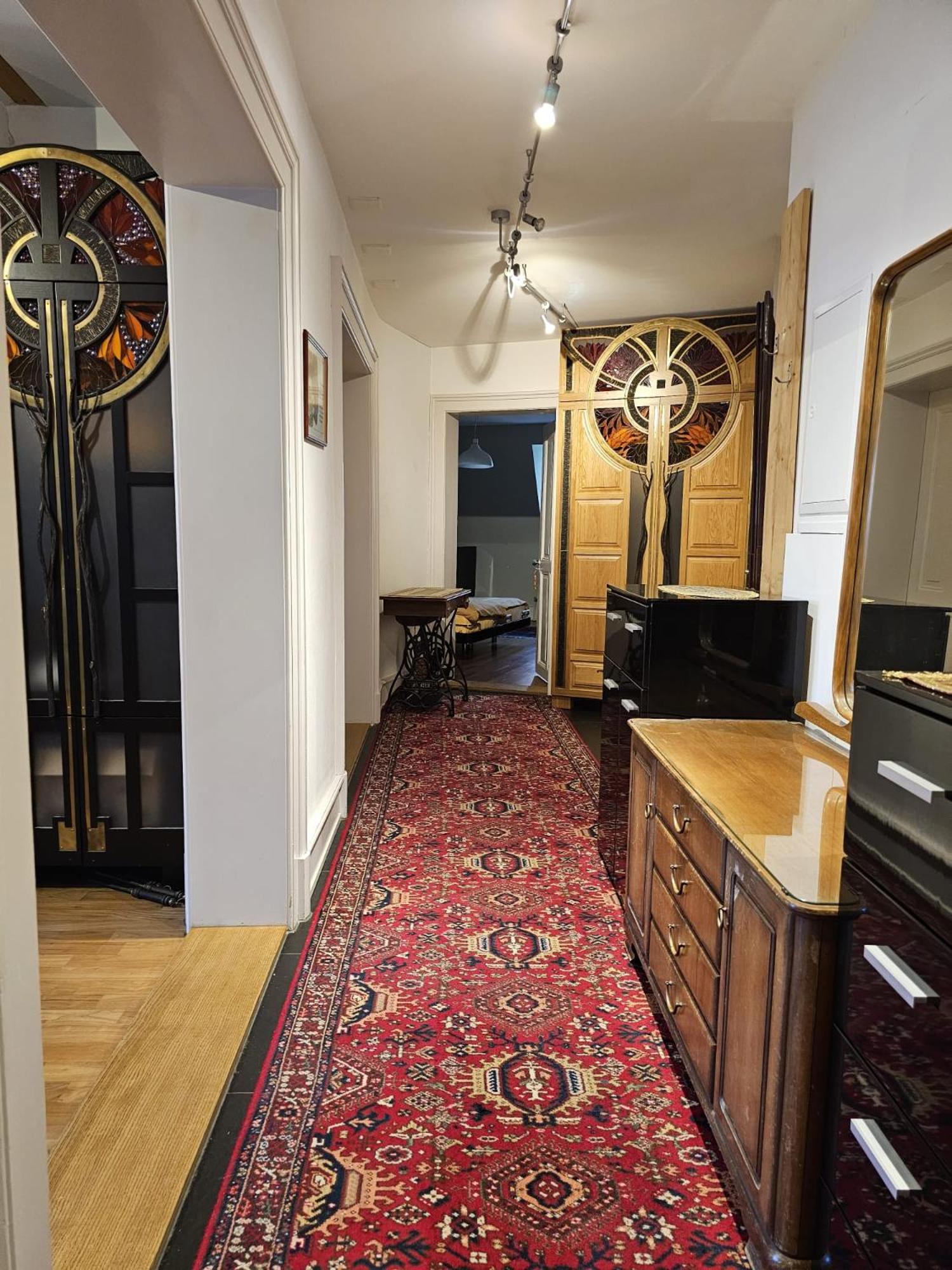 Double High-End Central Apartment & Up to 7 seats Cars Rental Option
