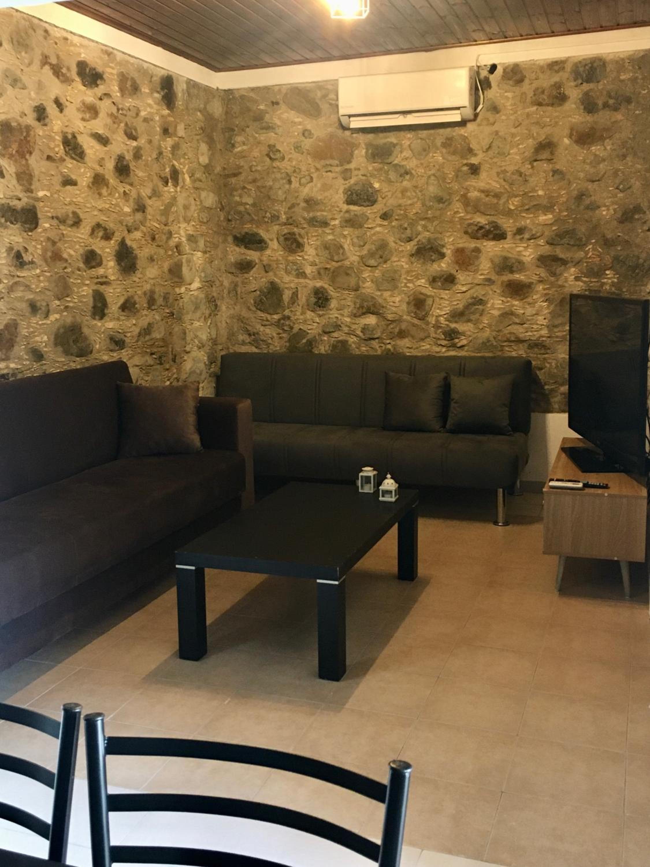 Nefeli House