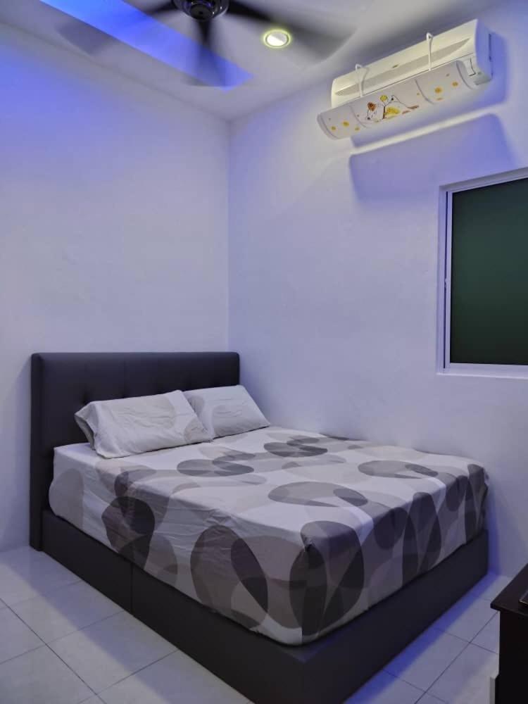Nyaman Sweet Home 5 bedroom 5 bathroom 18pax photo 5