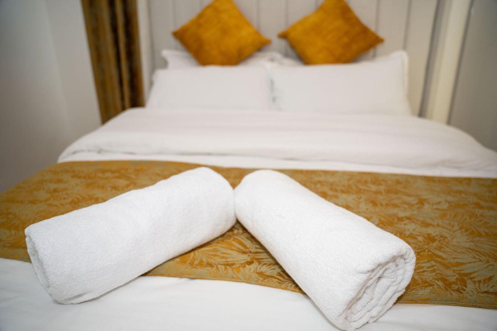 Tatu One Bed Palace