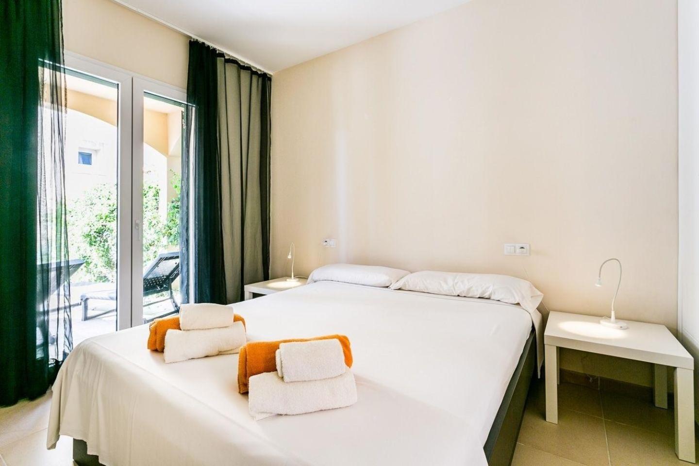 Wohnung mit gemeinsamem Pool, Grill und Meerblick photo 4