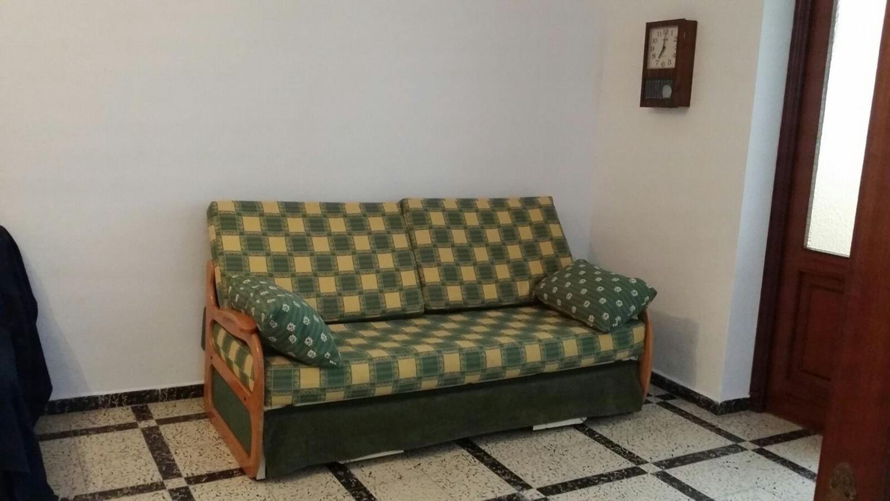 Spacious apartment in Cádiz 130 m² with balcony and city view view 3
