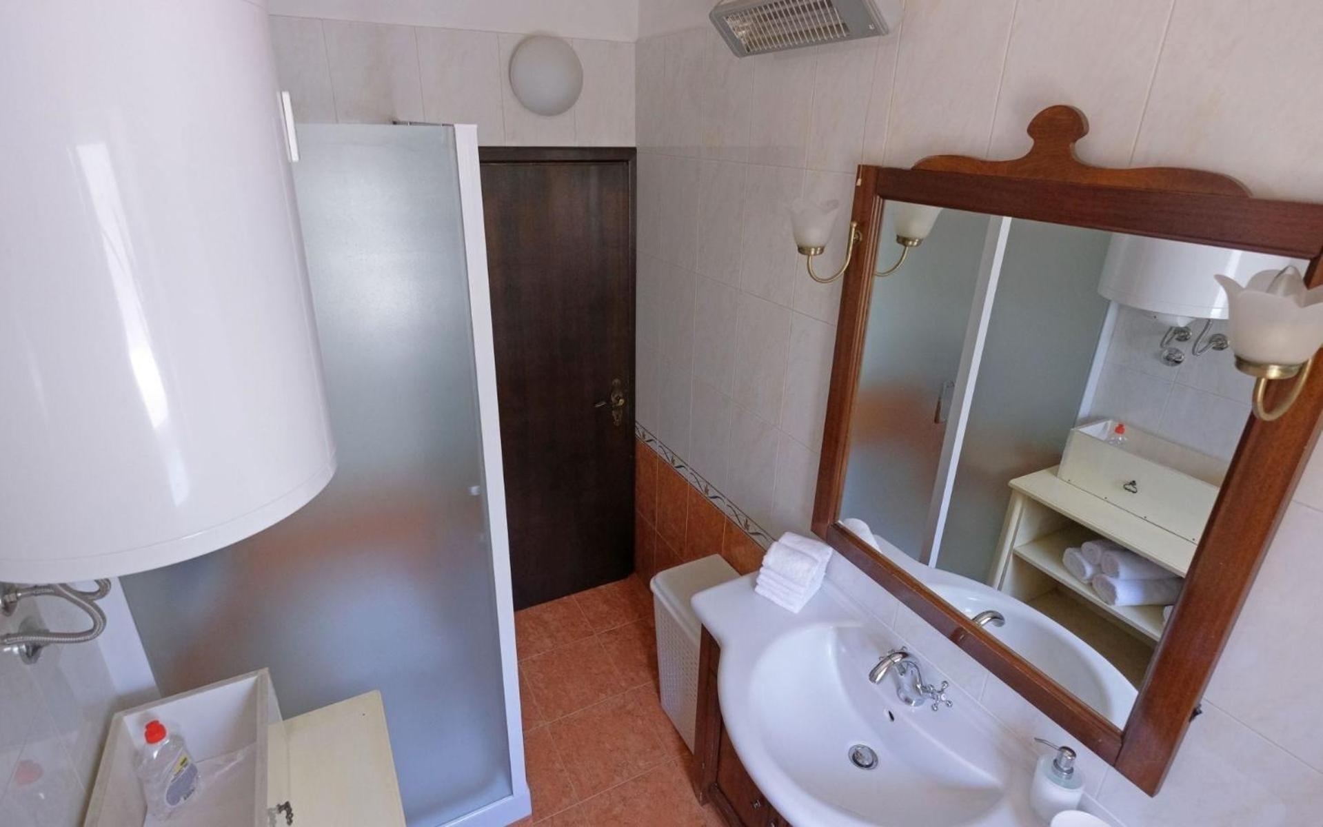 Holiday House Memi