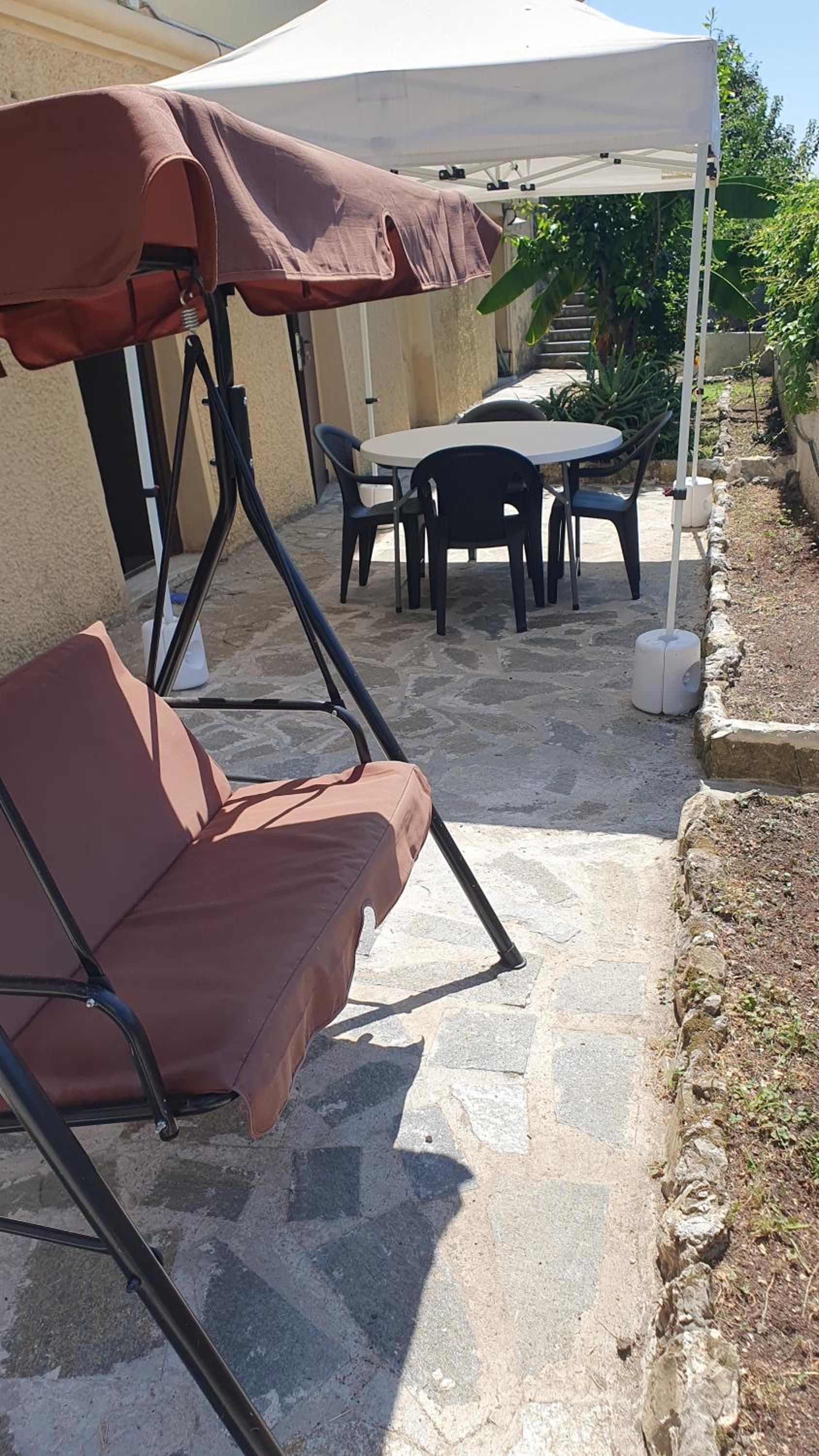 Villa indipendente con giardino