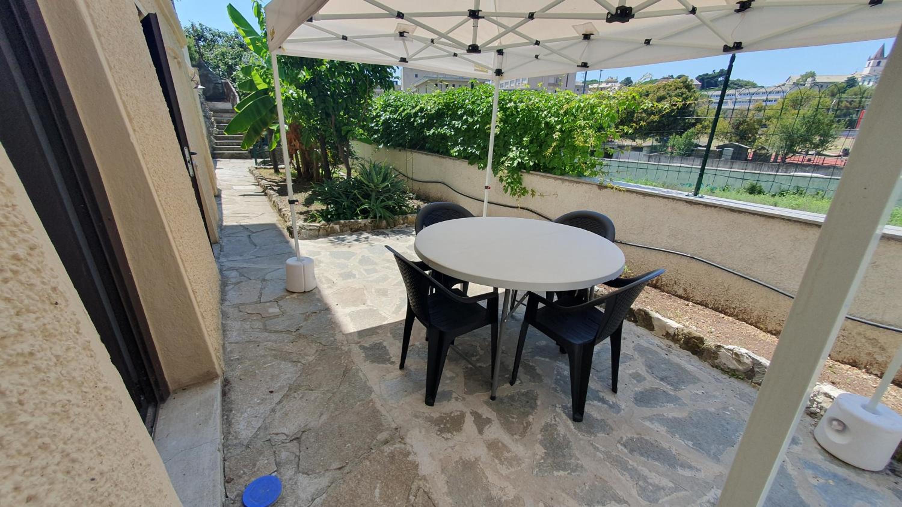 Villa indipendente con giardino