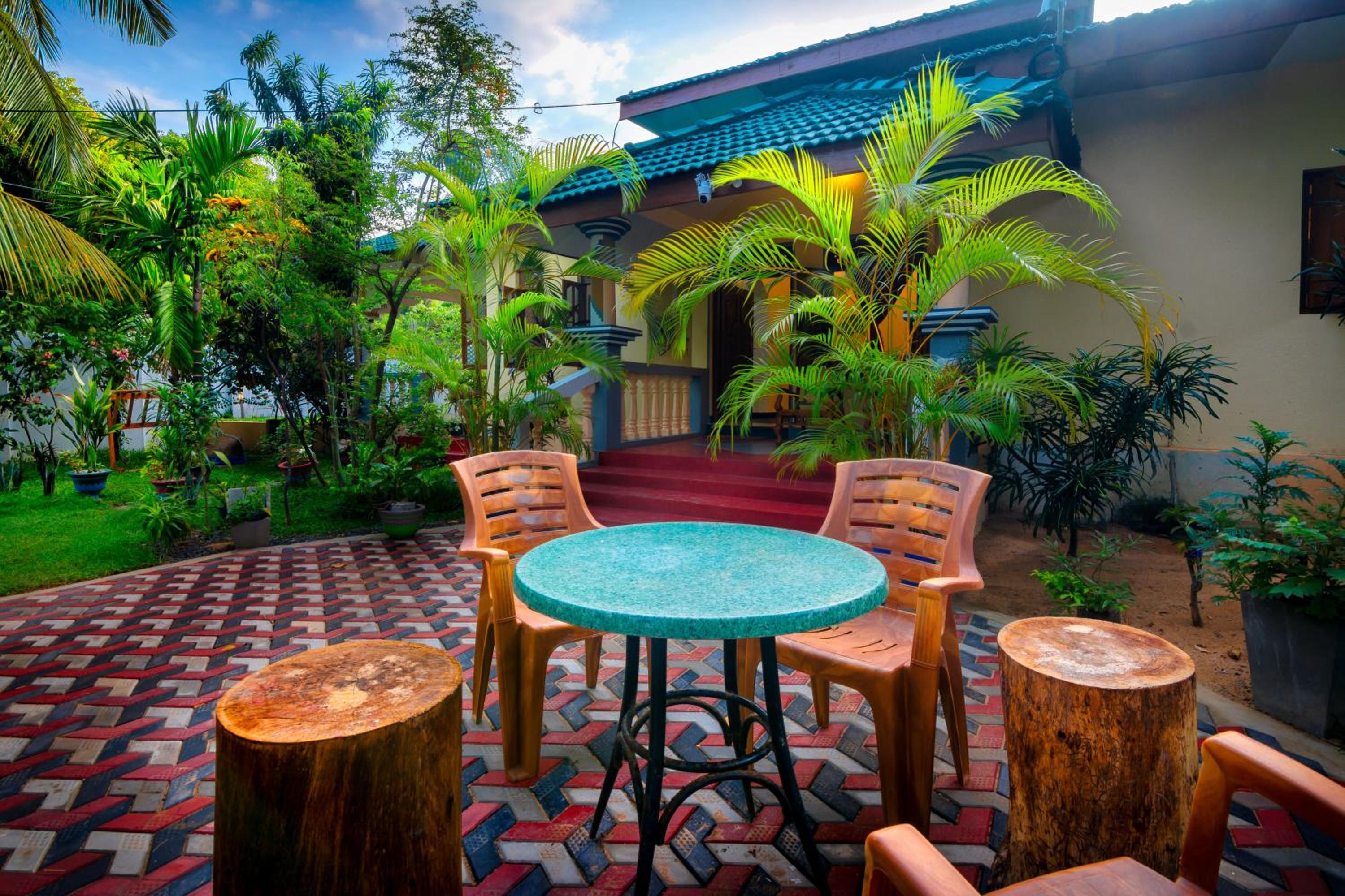Serenity Surf House view 3