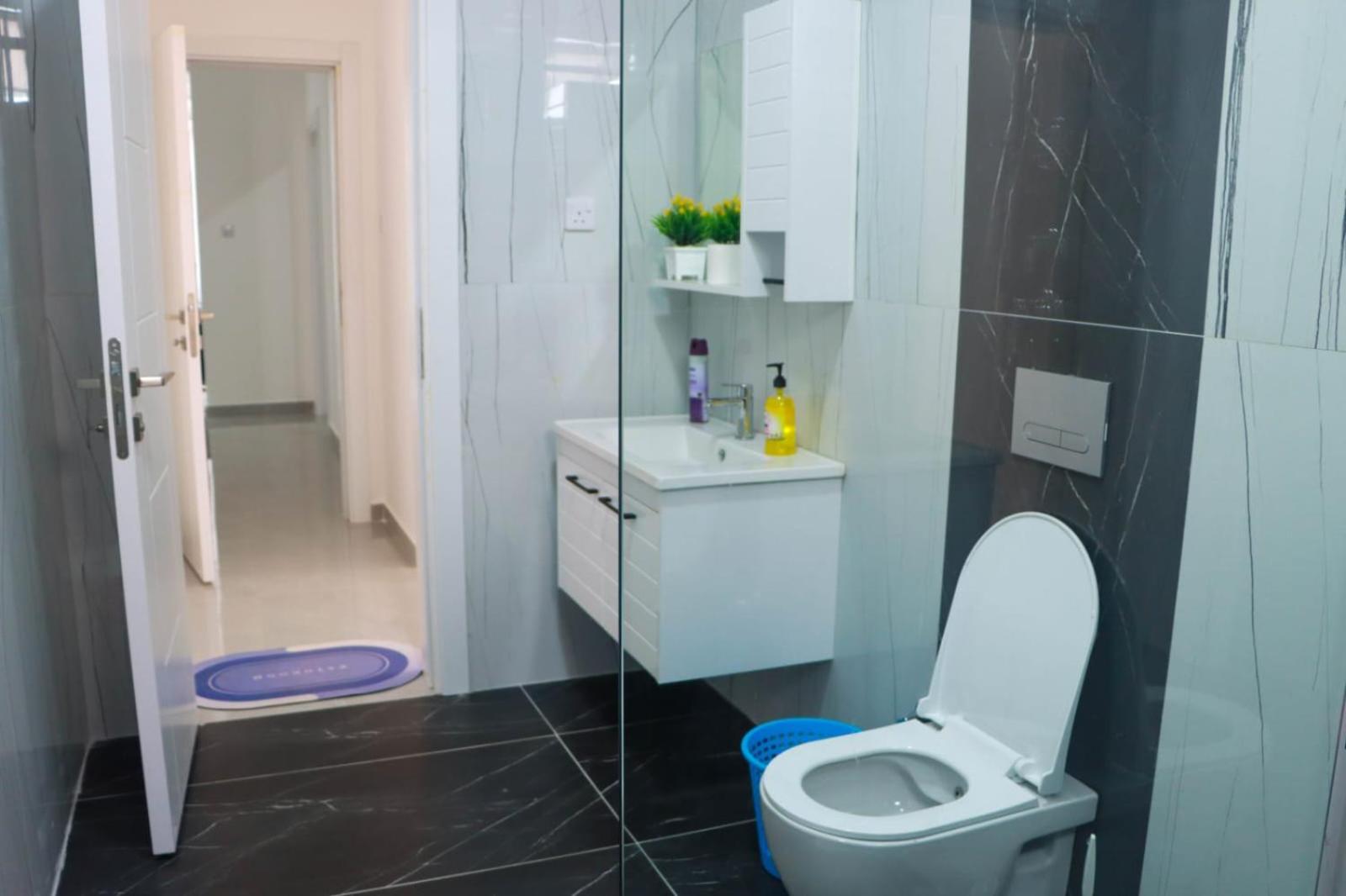 Executive sea view apartment Nyali view 5