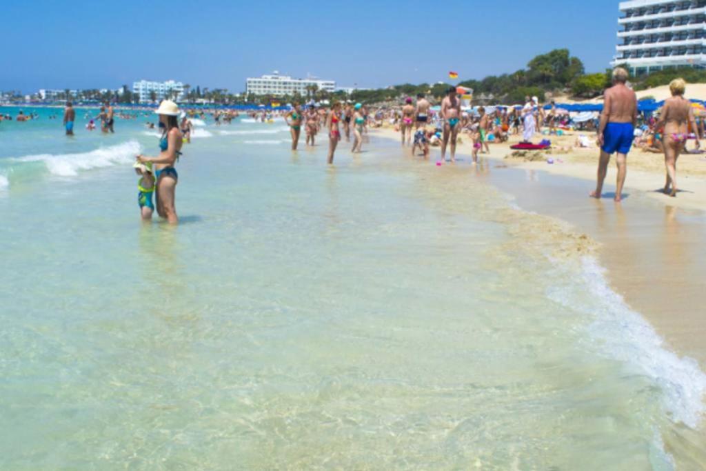 The Second Diamond Protara - 2' Walk to Beach