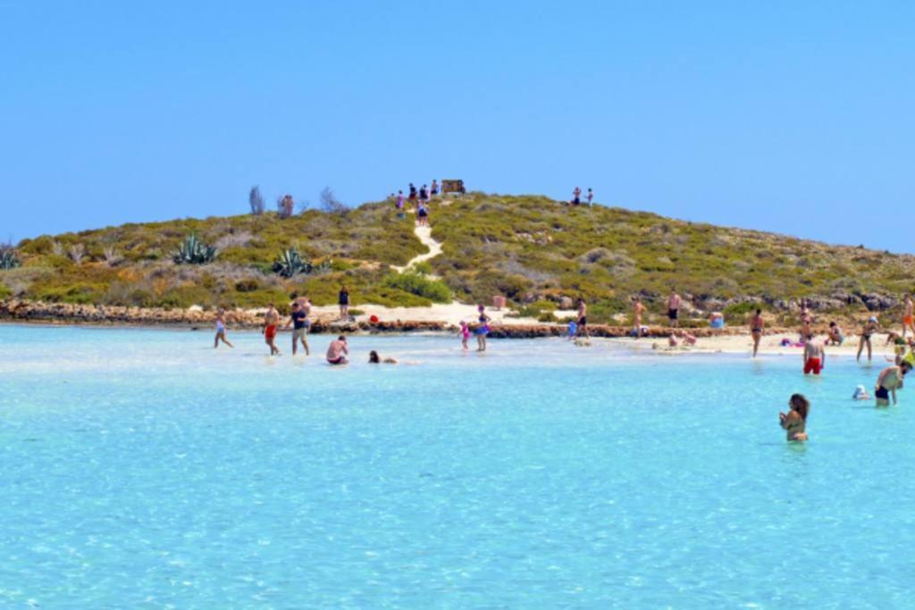 The Second Diamond Protara - 2' Walk to Beach