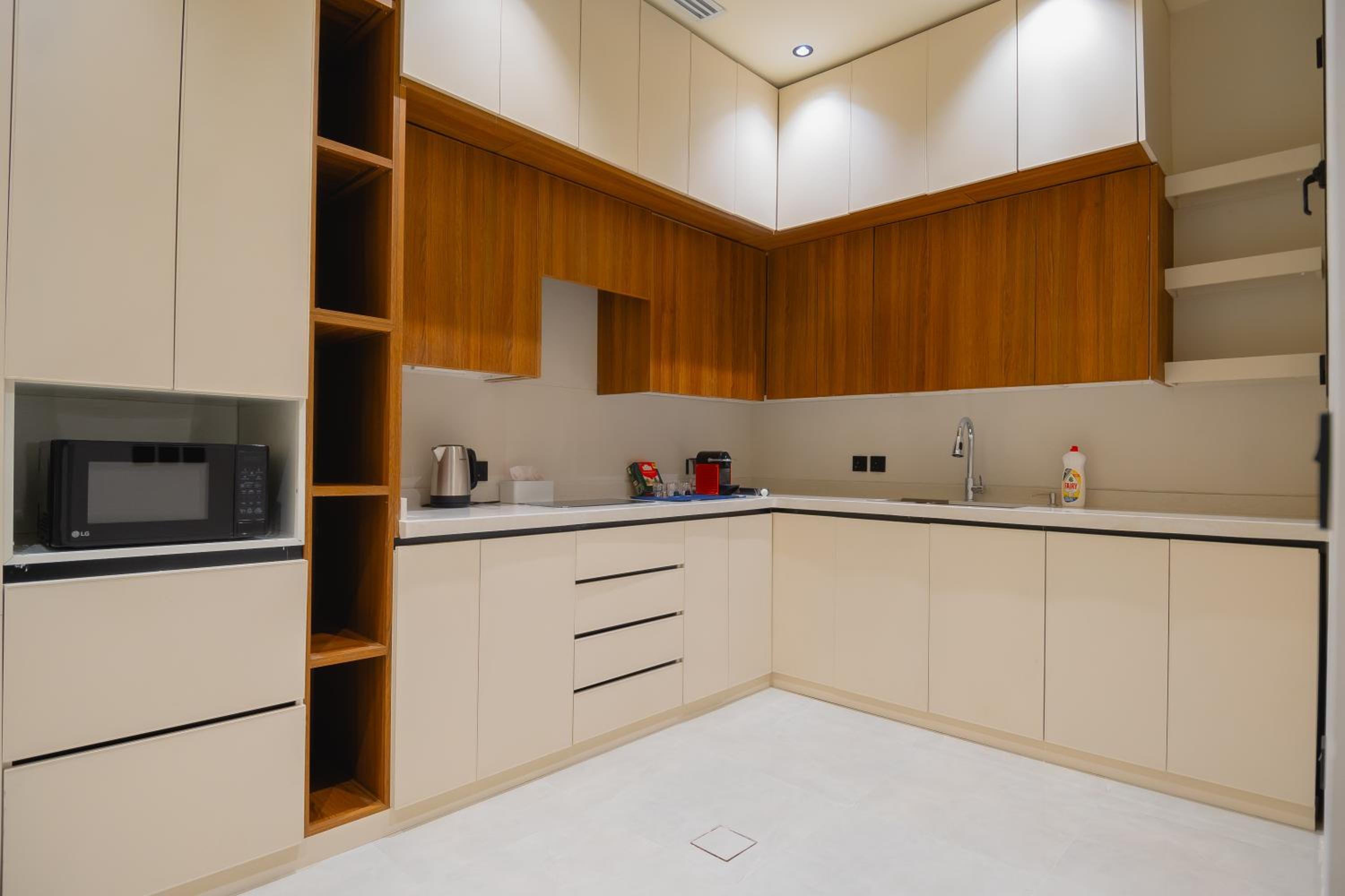 MA Apartment's
