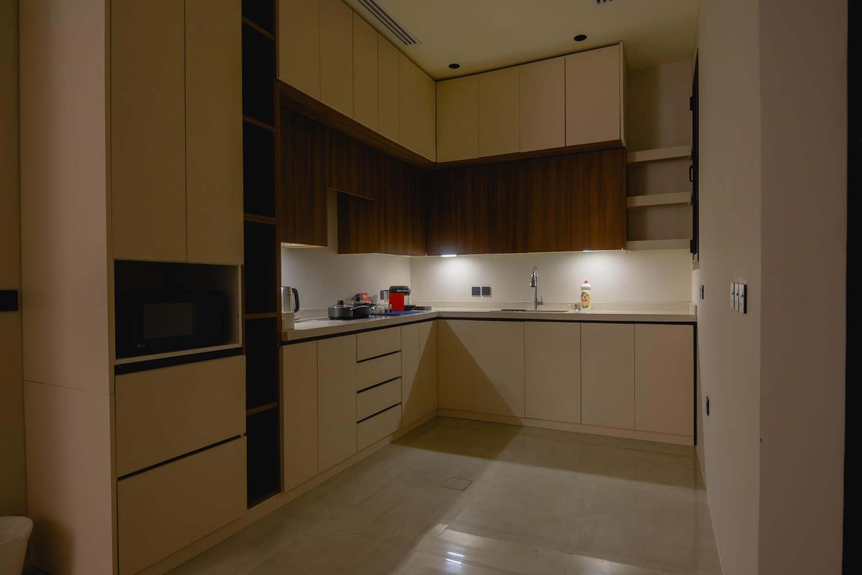 MA Apartment's