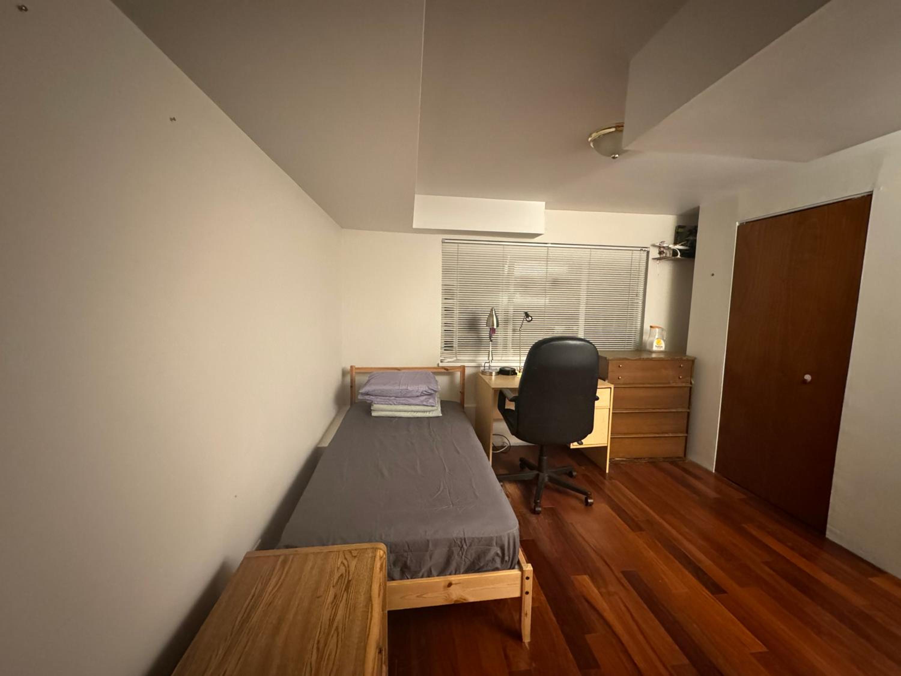 Cozy and Friendly Home Single Room No Pets Allowed