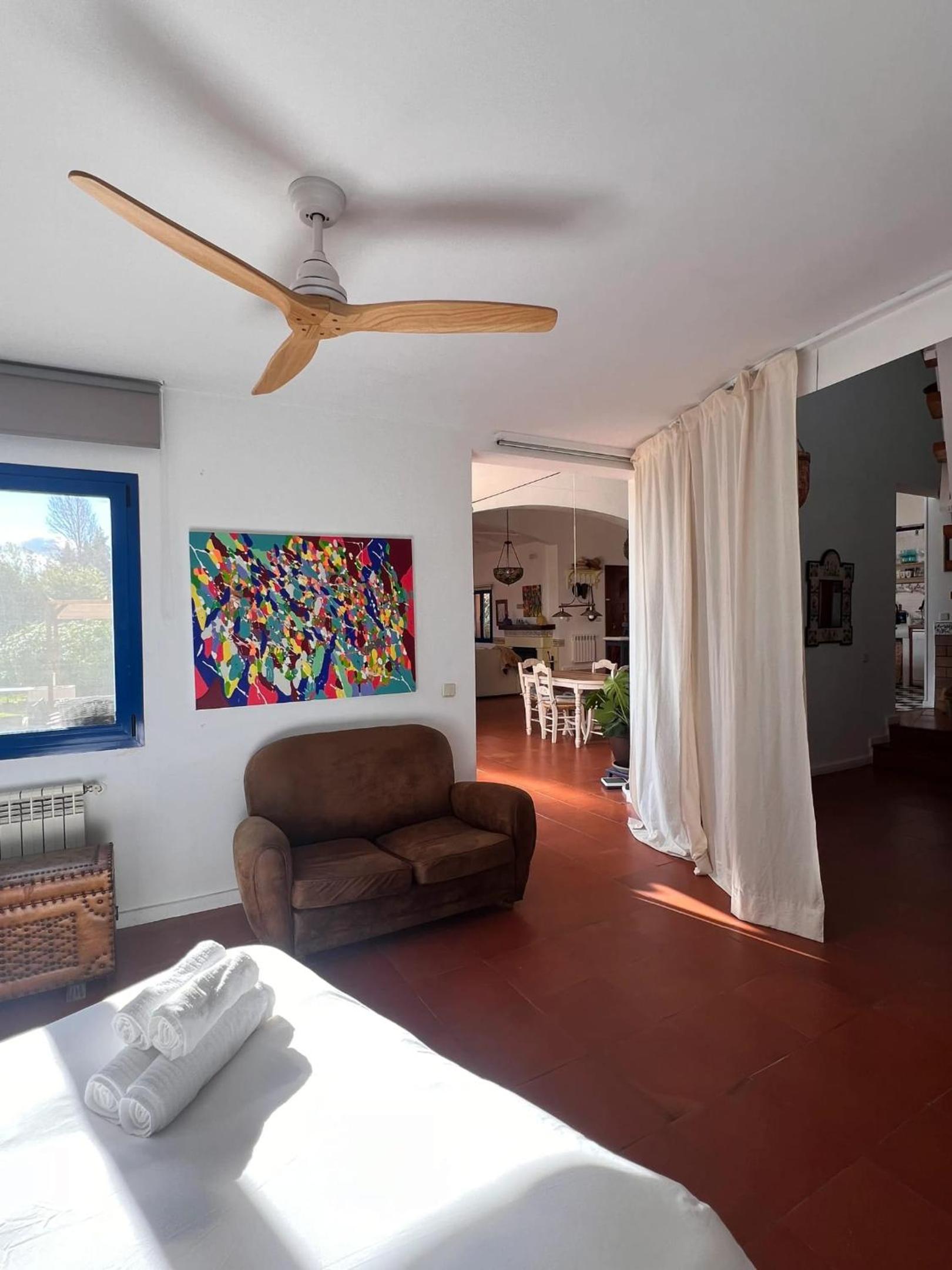 Country Retreat with Private Pool in Uceda