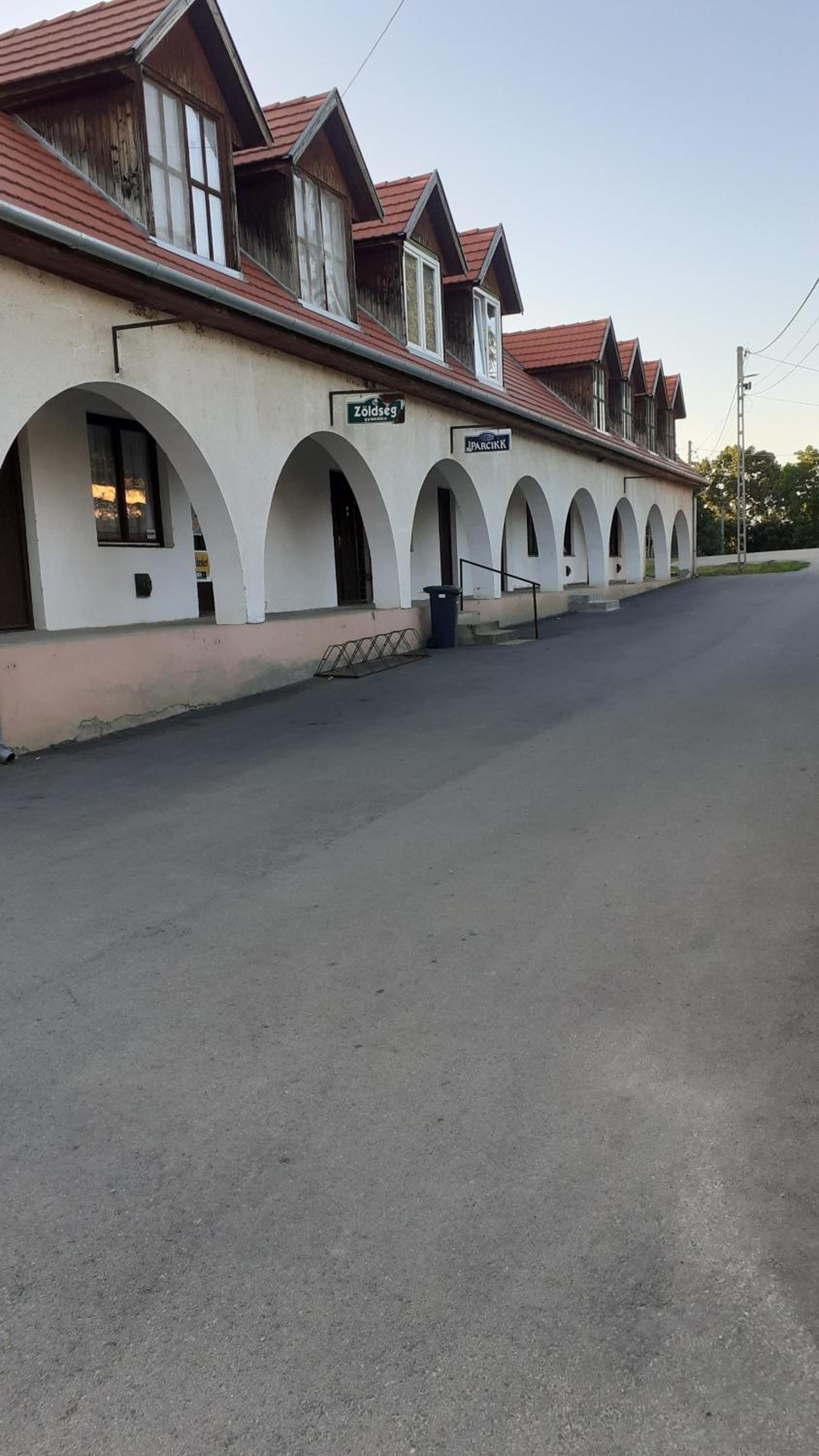 Photo 38