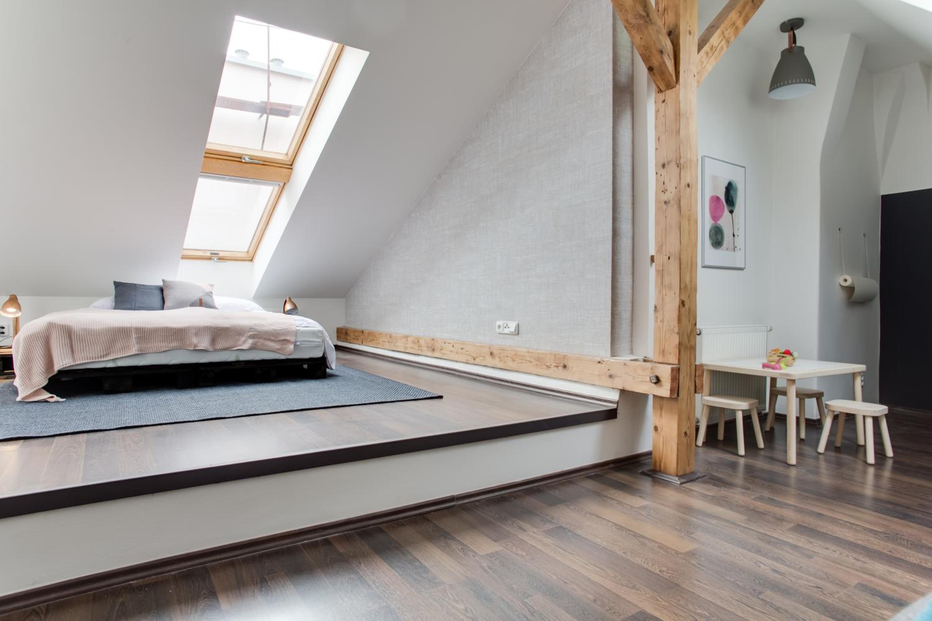 Ultimate Prague 1 experience - Duplex, Roof Top Terrace, Prague Castle View, free parking over weekends, AC!