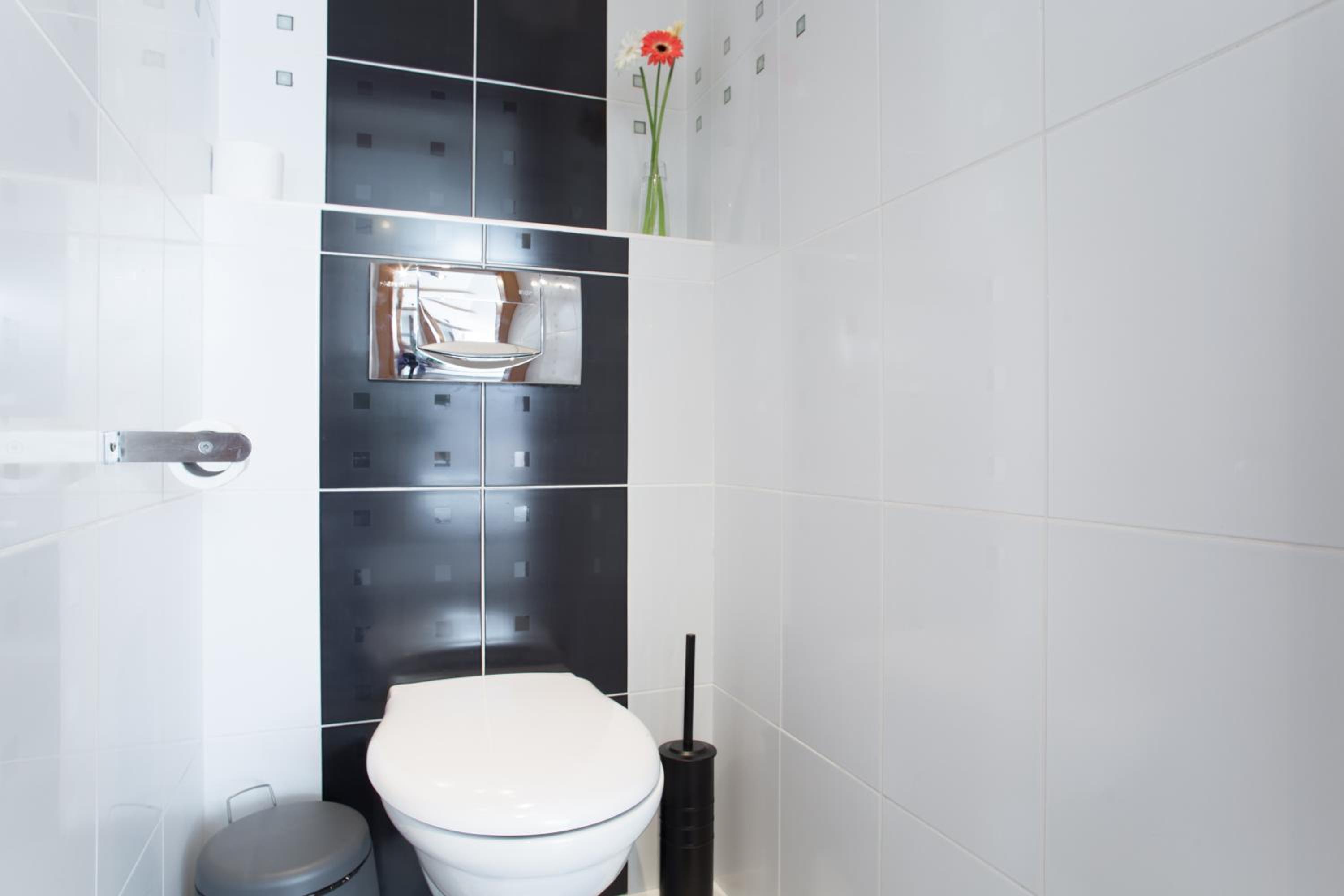 Ultimate Prague 1 experience - Duplex, Roof Top Terrace, Prague Castle View, free parking over weekends, AC!