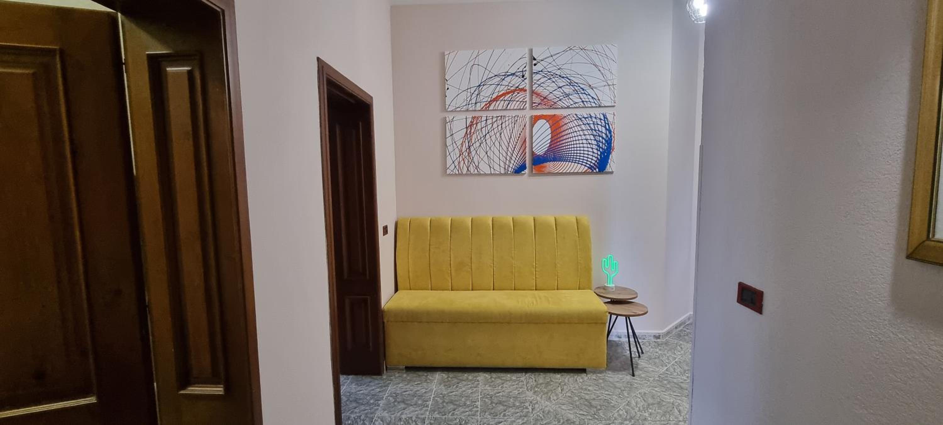 Matt House 2 bedroom 2 bathroom beachside