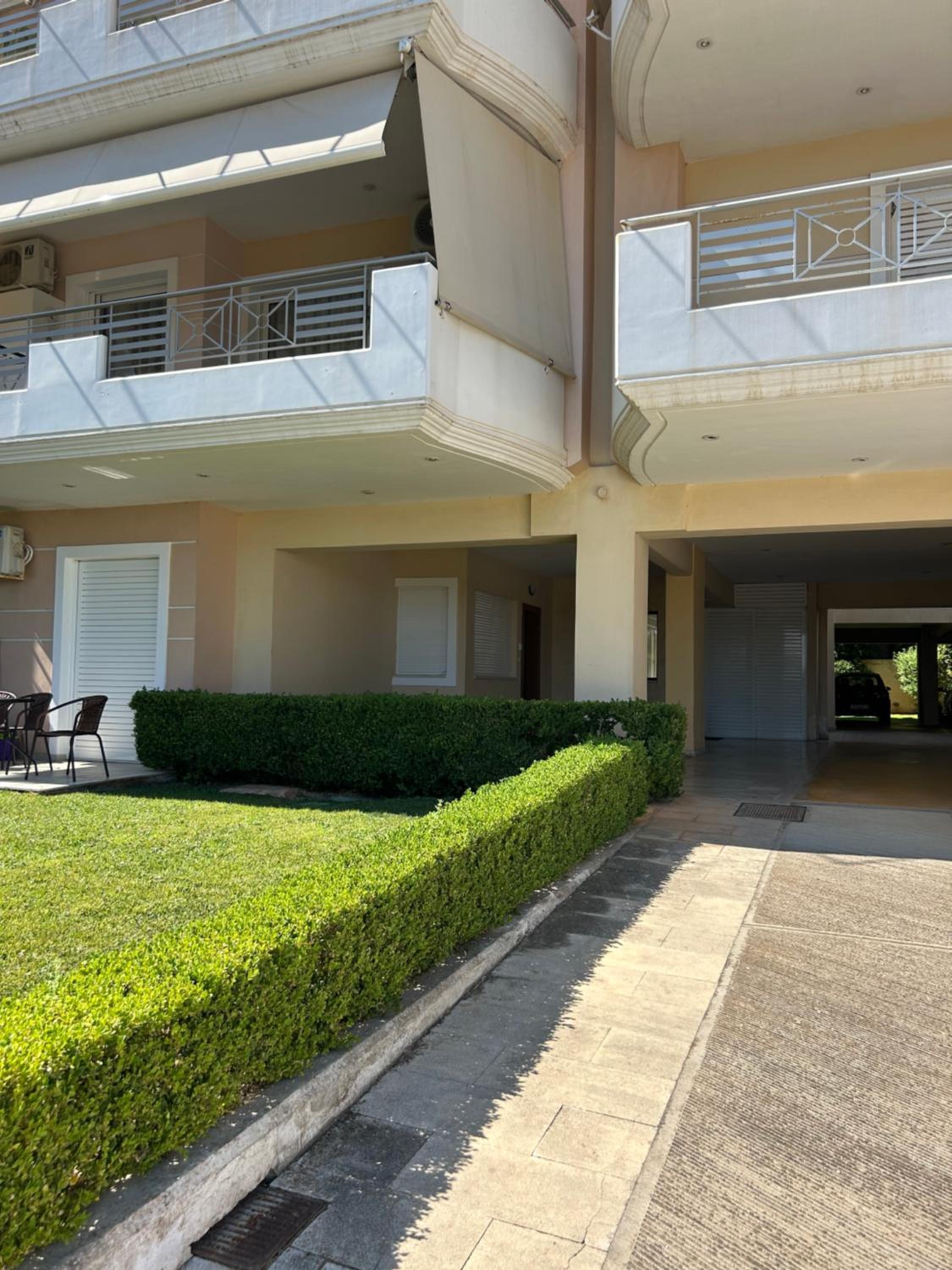 Elysian apartments-Ath Airport-keybox check in view 2