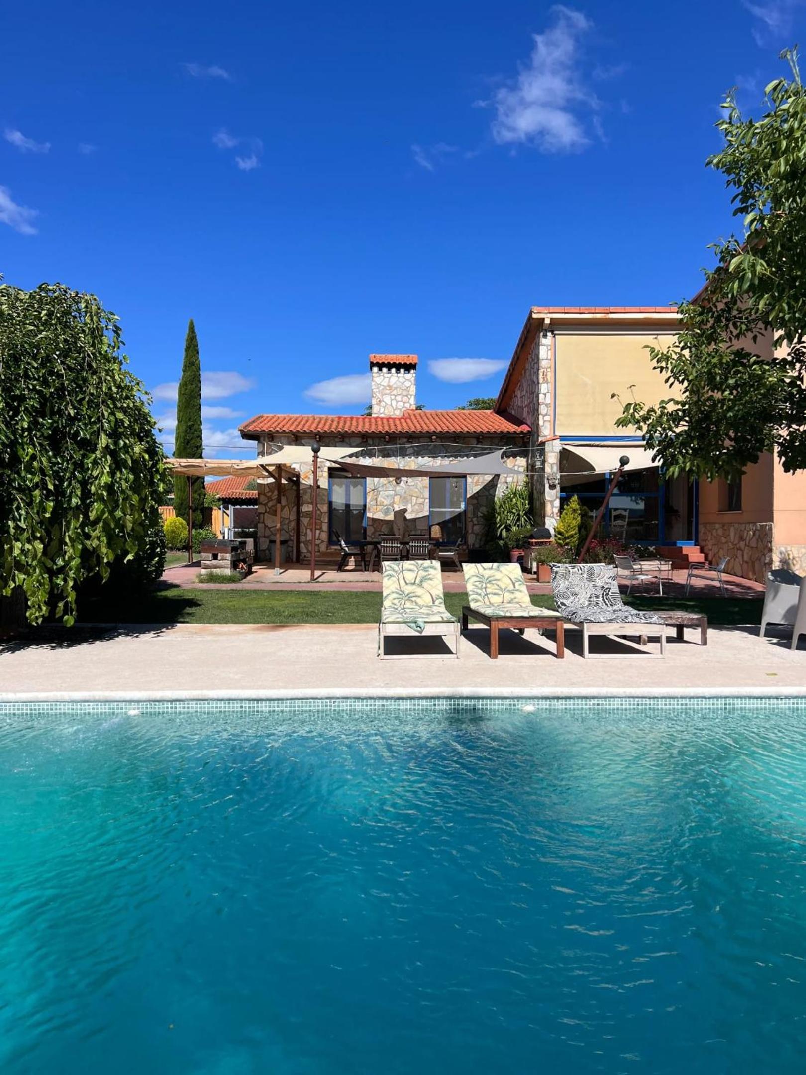 Country Retreat with Private Pool in Uceda