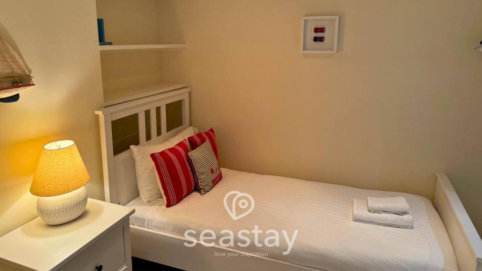 Starfish Cottage, Broadstairs Beach & Garden Haven view 4